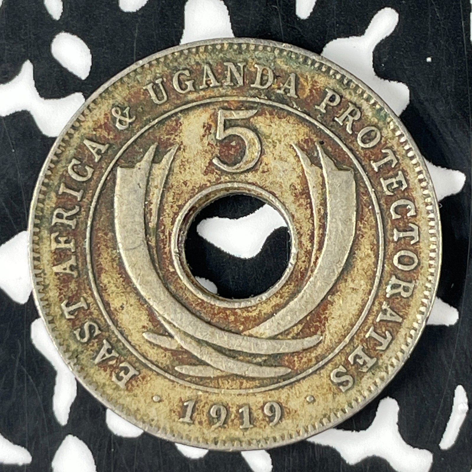 1919-H East Africa & Uganda 5 Cents Lot#F0455 Scarce 1919-H East Africa & Uganda 5 Cents Lot#F0455 Scarce