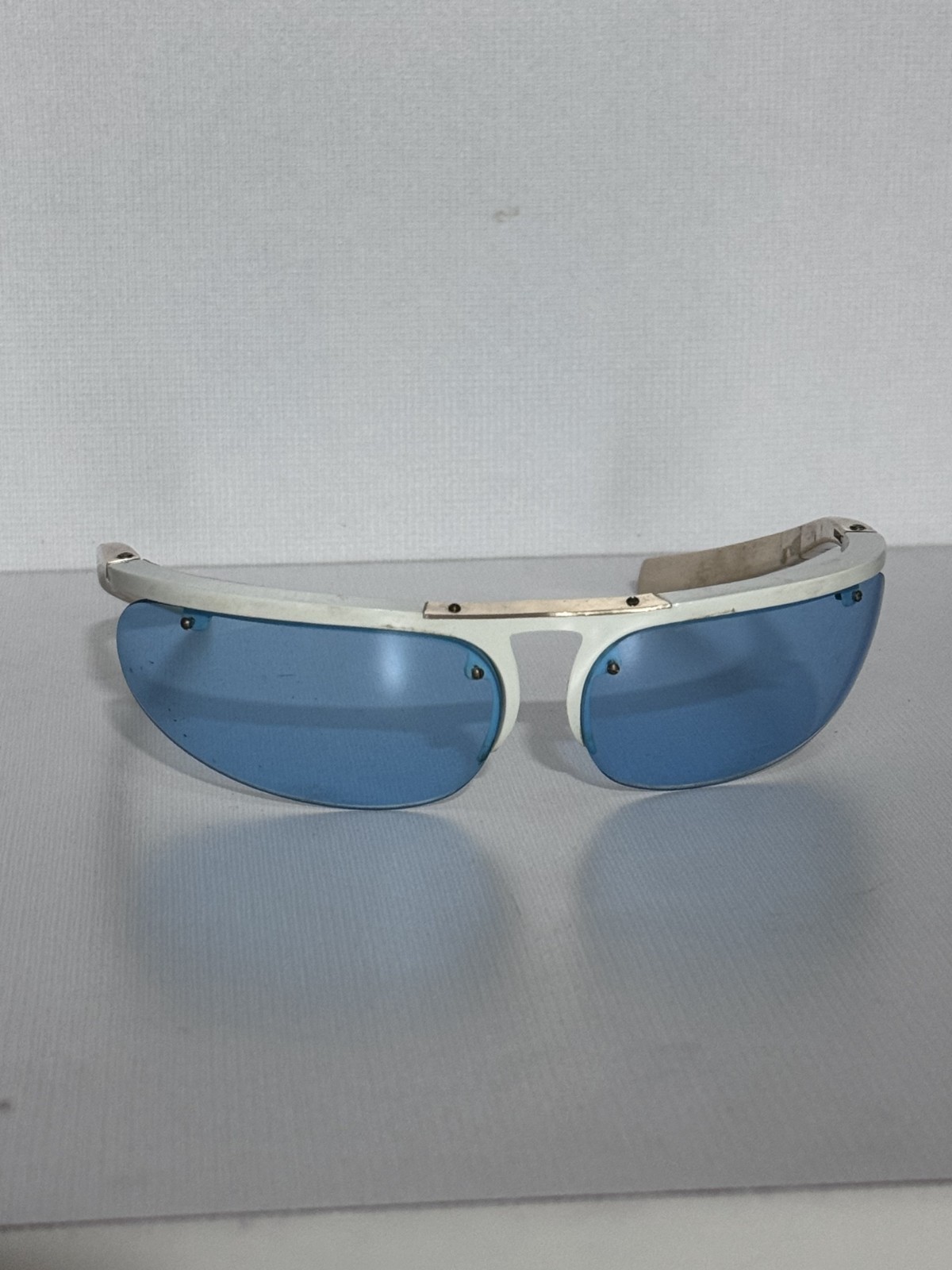 Vintage Renauld Space Age Mod Wrap Sunglasses White Semi-Rimless Blue w/ Case Vintage Renauld Space Age Mod Wrap Sunglasses White Semi-Rimless Blue w/ Case