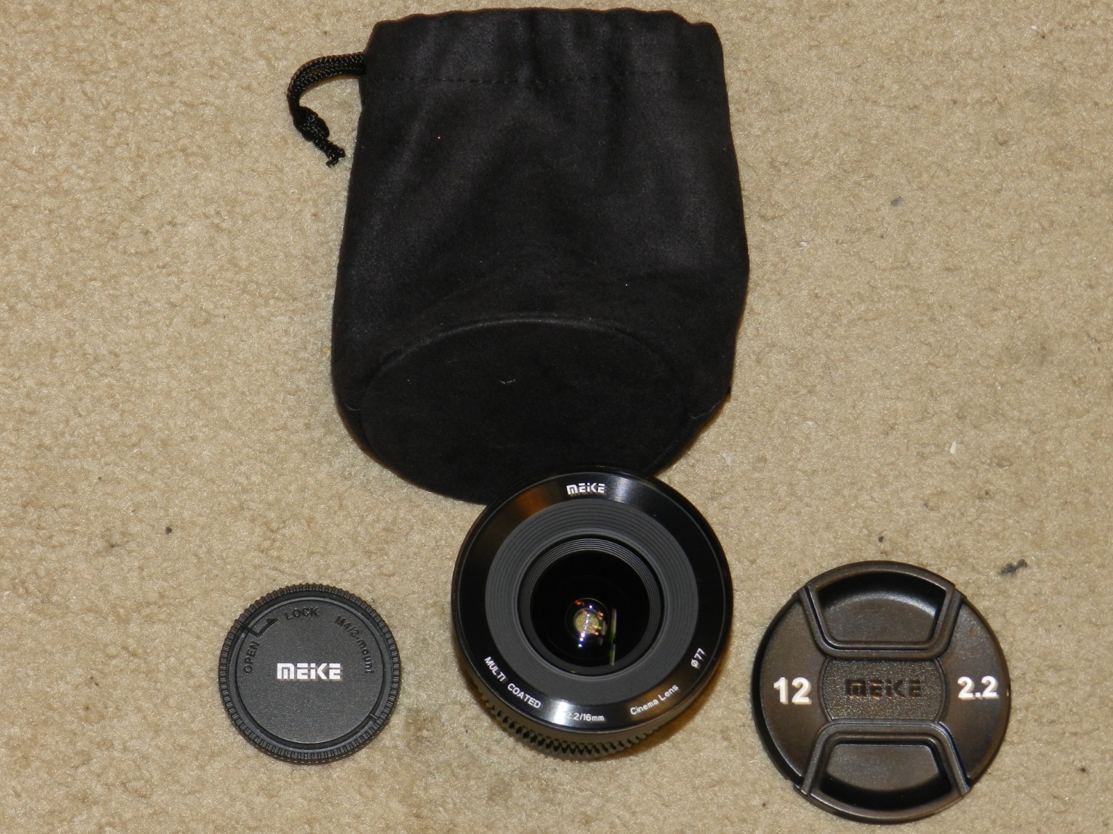 Meike Cinema 16mm T2.2 Cine Lens Manual Focus Micro M4/3 MFT MINT COND.