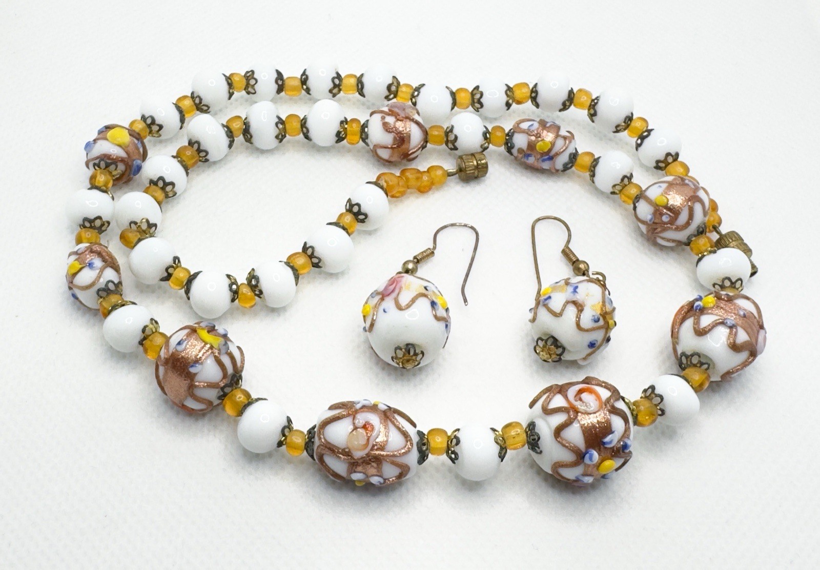 Vtg Venetian Murano White Wedding Cake Beads Necklace & Earrings Set Pretty 20”