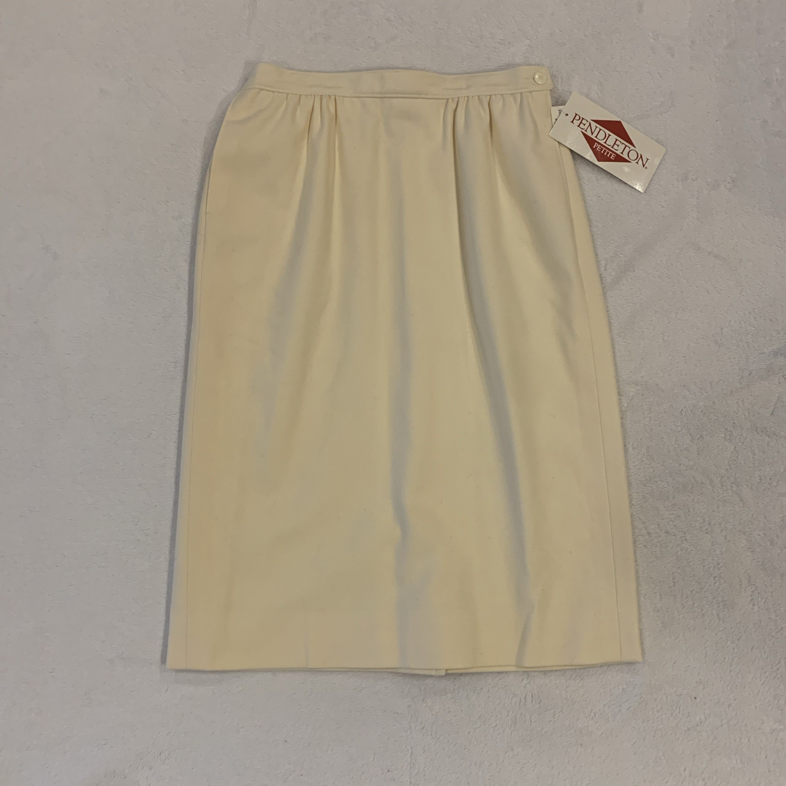 NWT Vintage Pendleton Skirt Women’s 10P Cream 100% Virgin Wool Midi USA NWT Vintage Pendleton Skirt Women’s 10P Cream 100% Virgin Wool Midi USA