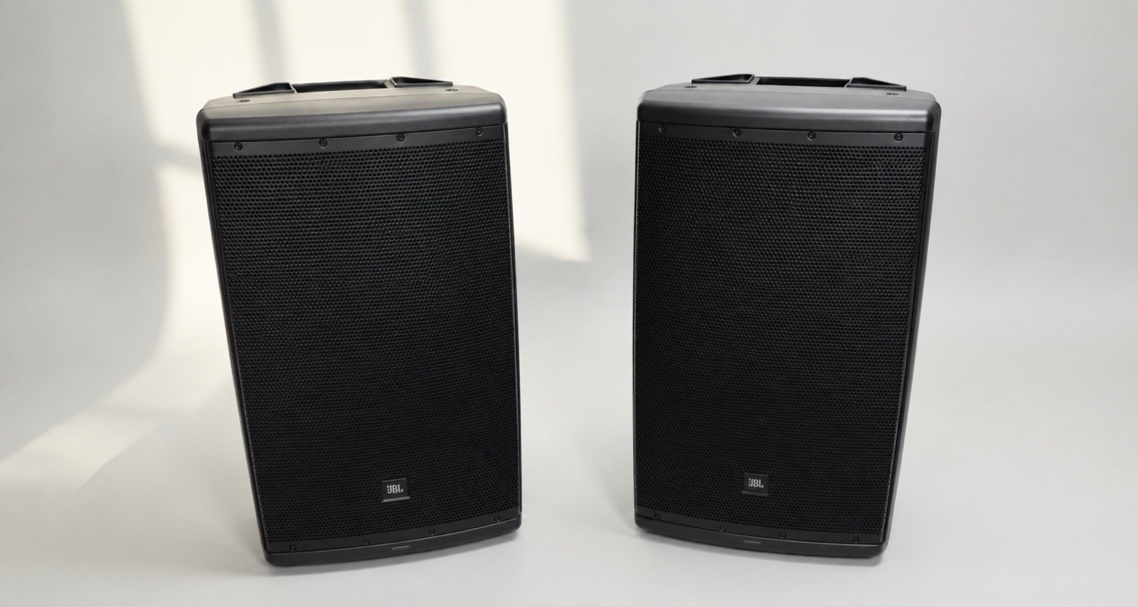 (2) JBL EON615 15