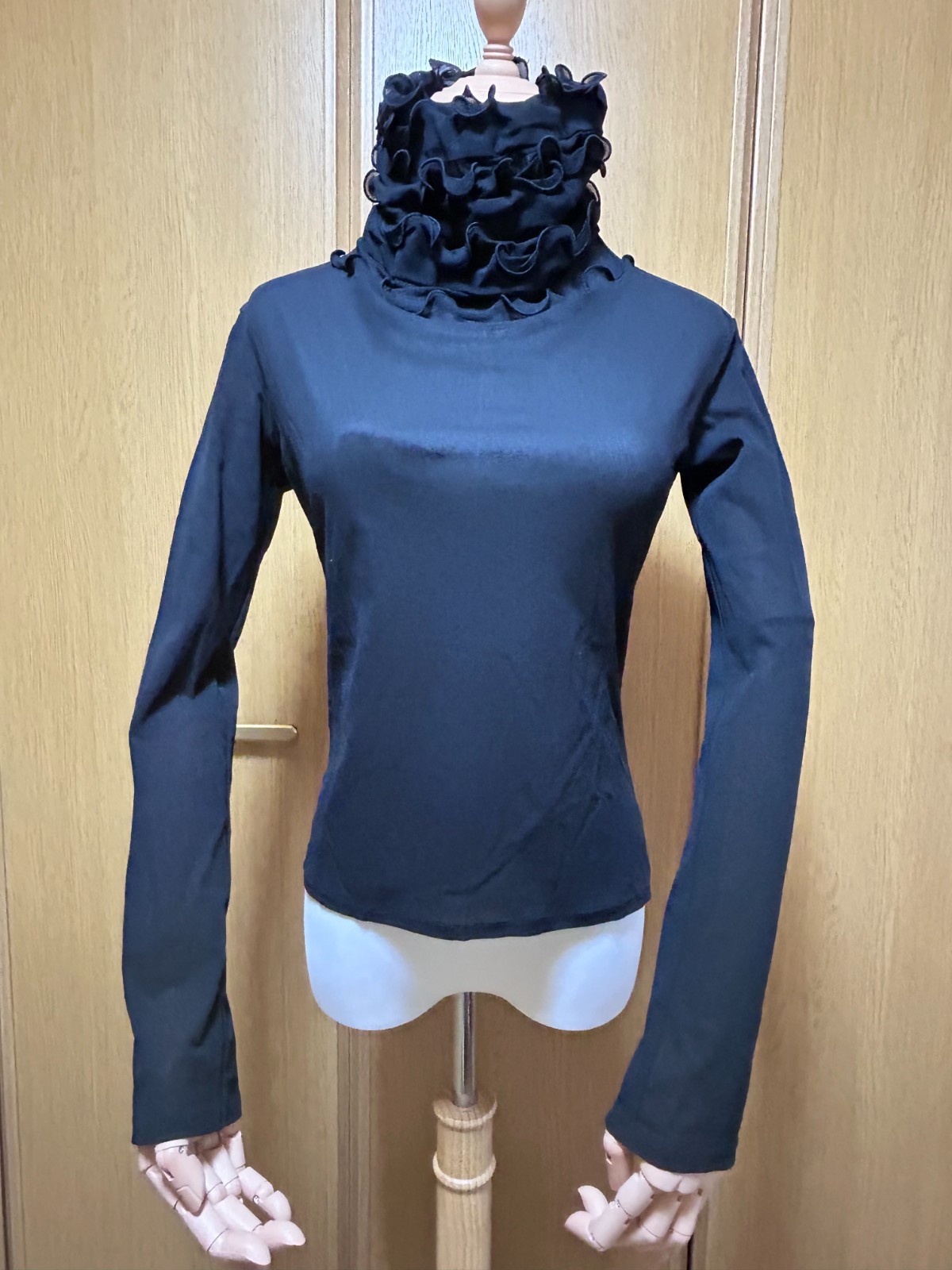 ISSEY MIYAKE Sheer Ruffled Neck Top Black Size 3 Japan Pre-Owned