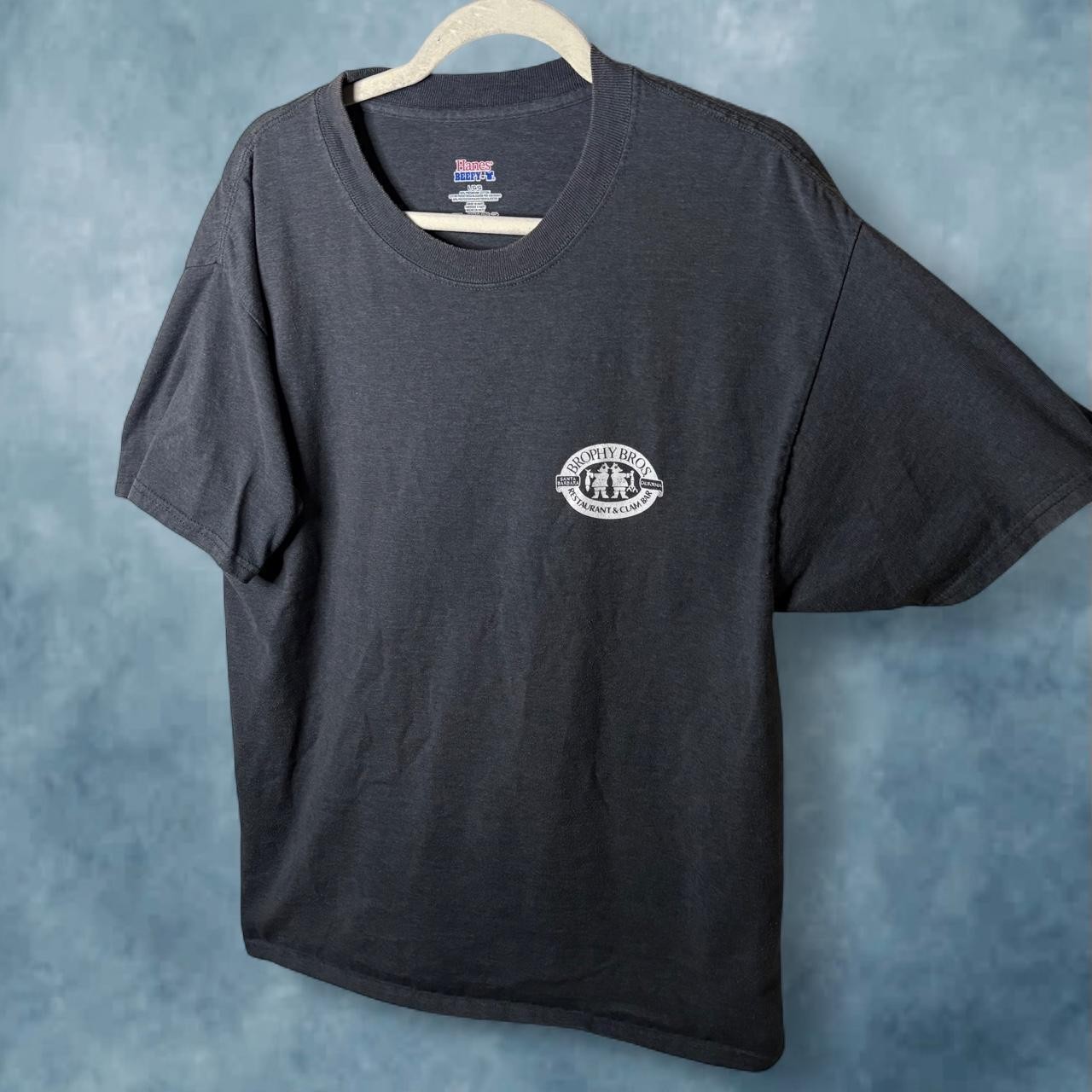Brophy Bros Santa Barbara Restaurant & Clam Bar T-Shirt Large
