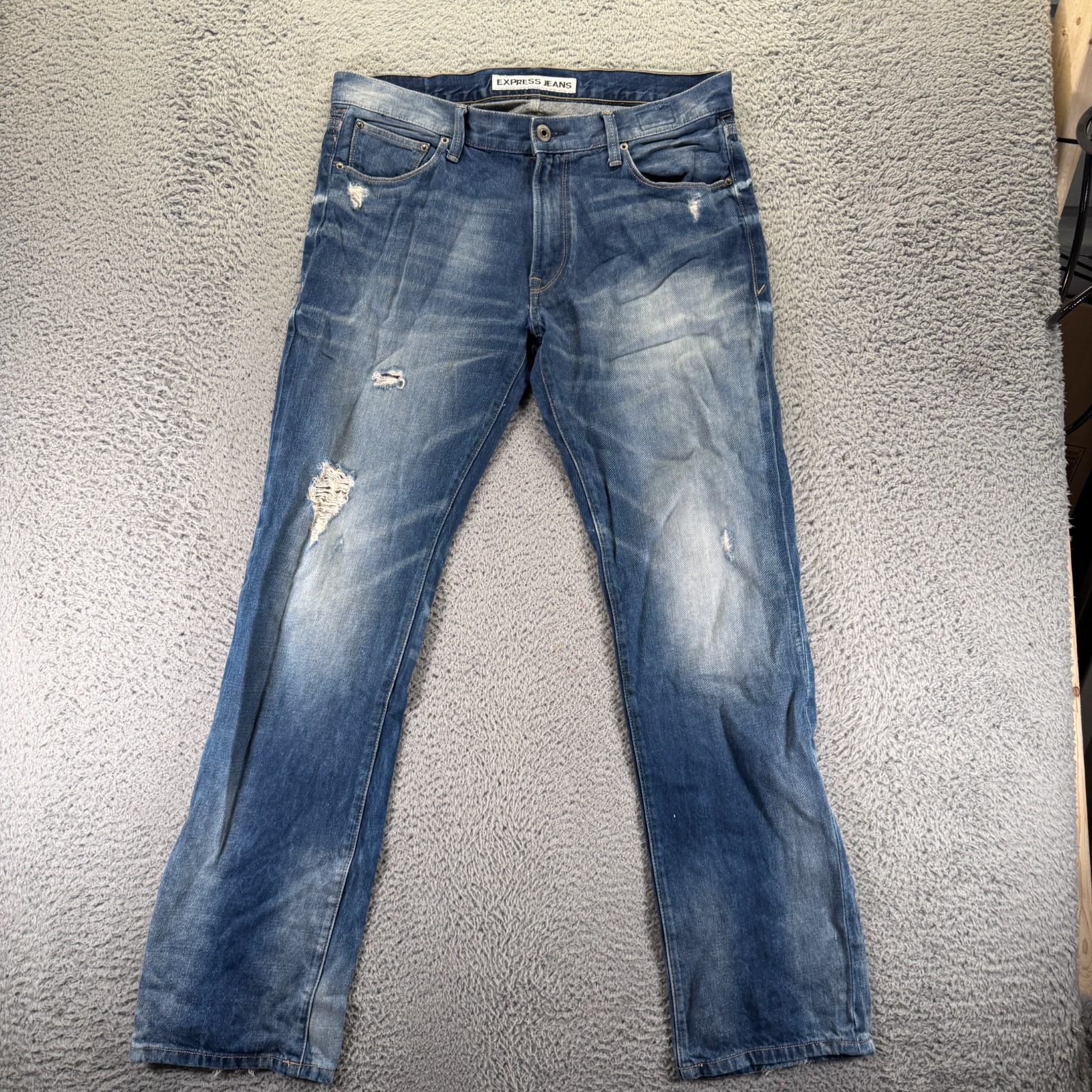 Express Rocco Jeans Men\'s 34x34 Blue Cotton Denim Straight Distressed Workwear