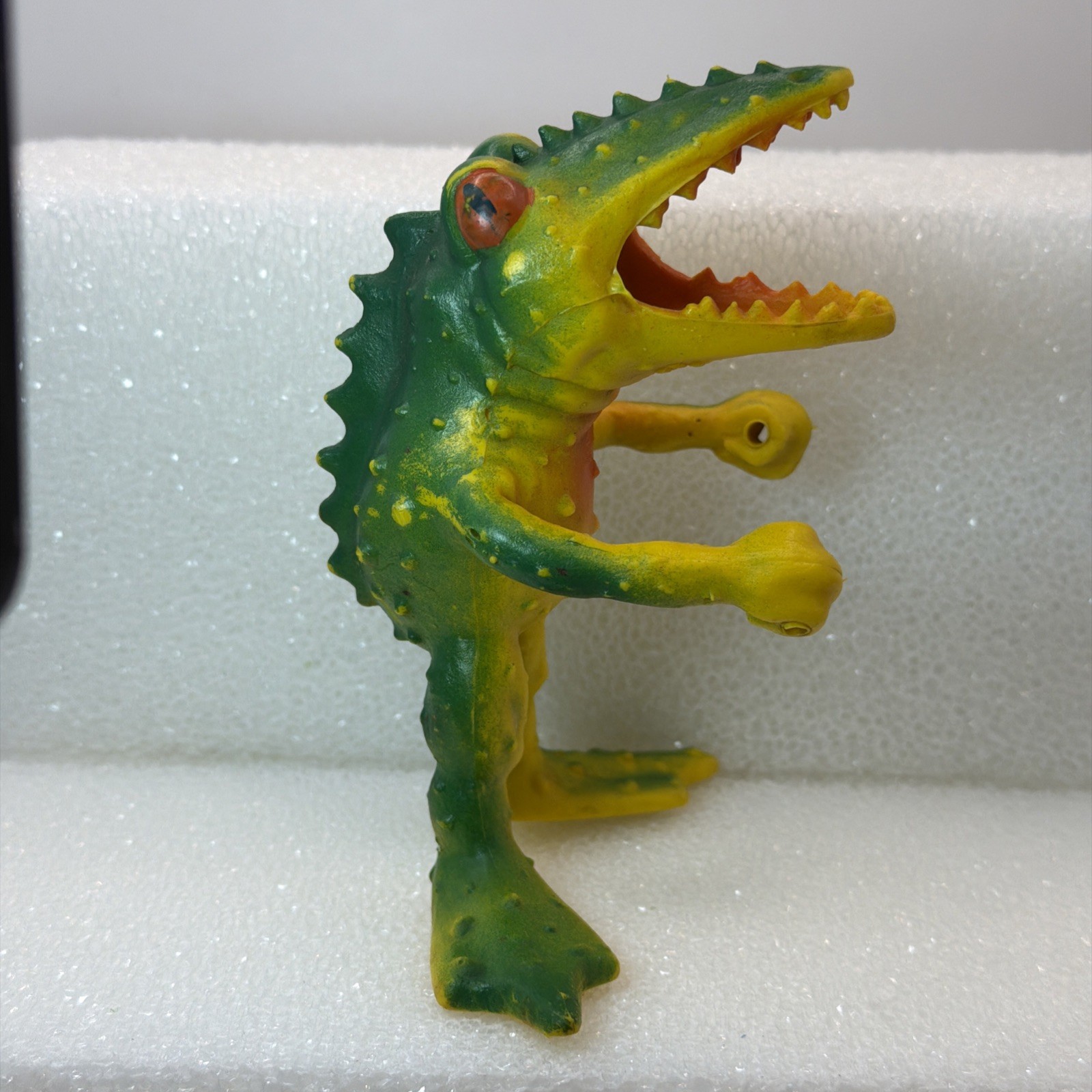Vintage Froggacuda The Other World Action Figure 1982 Arco Toys Monster Figure