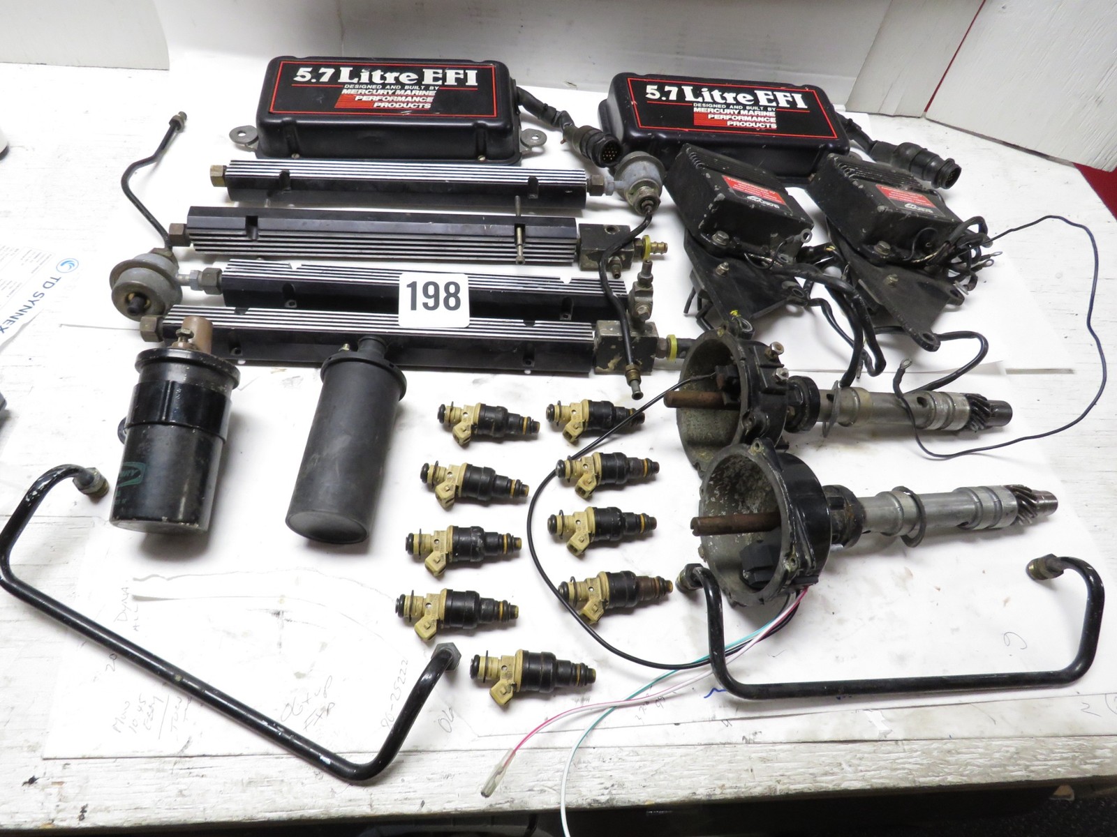 * Mercruiser 5.7 Litre EFI Fuel Injection Assmbly for 350 V-8 for 1987 and later