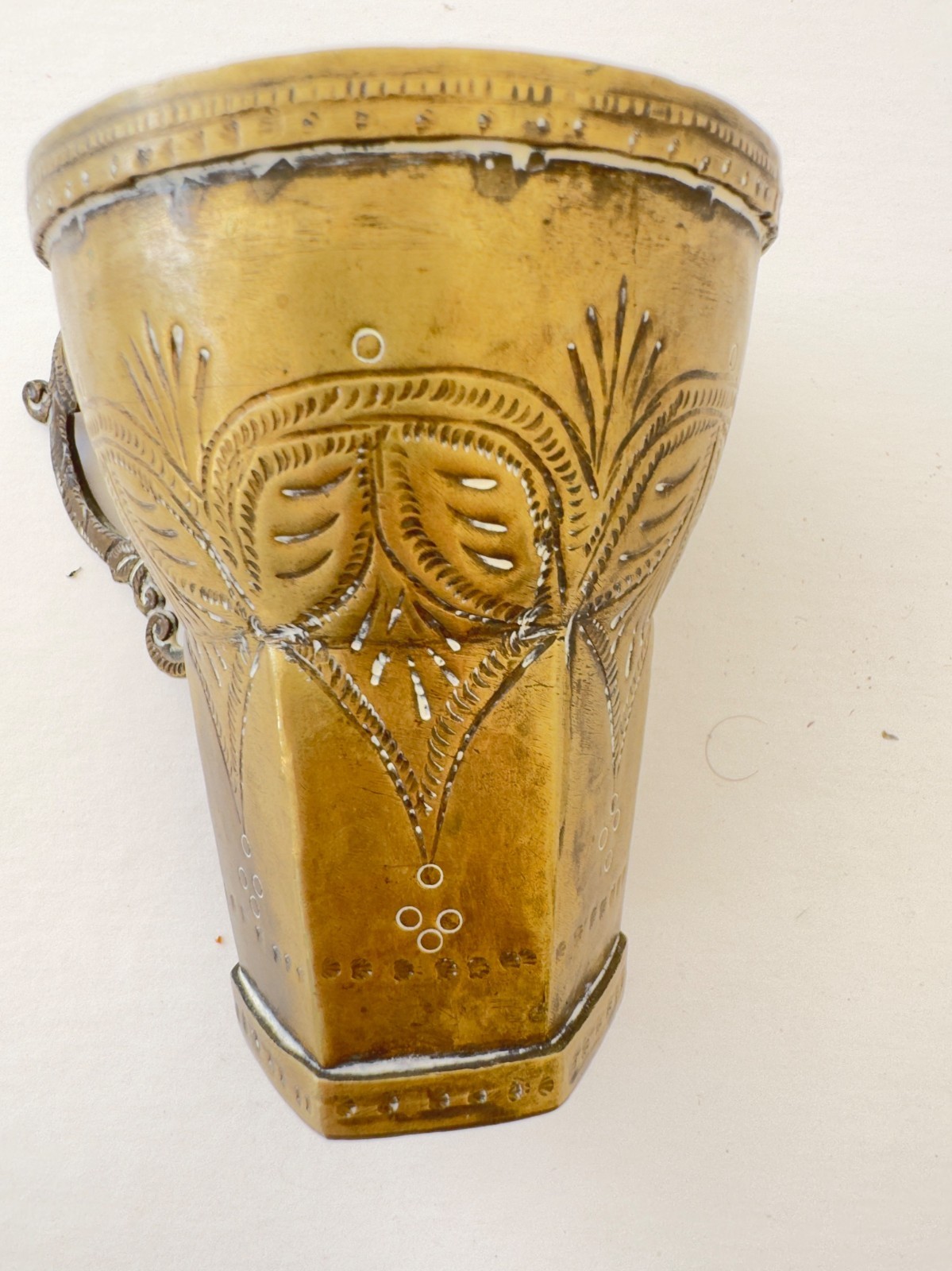 Antique 19th C Andean Brass Mate Cup Peru Spanish Colonial Engraved 5in