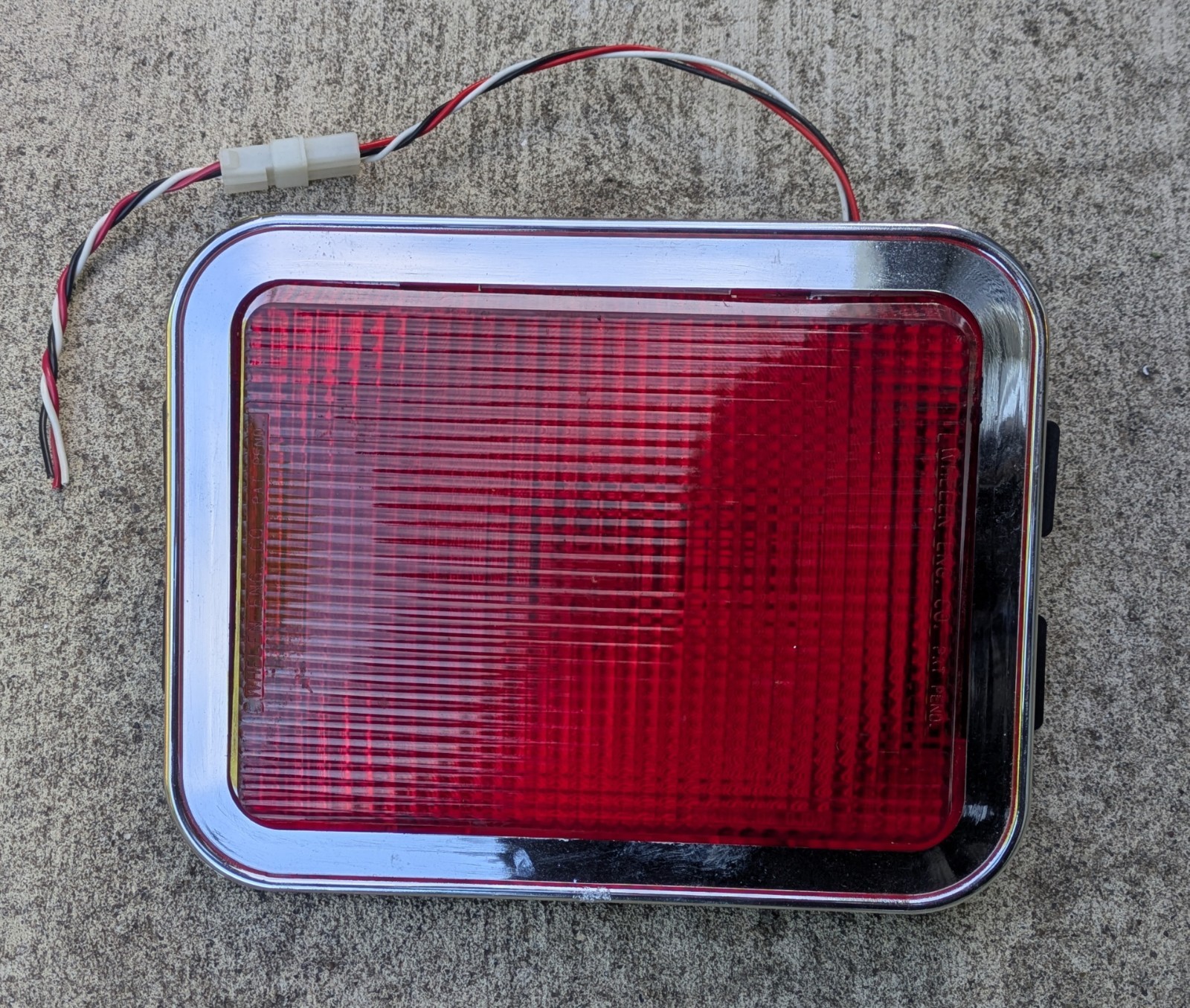 OEM Whelen 8635 Interior Dome Light – Tested - Minor Damage