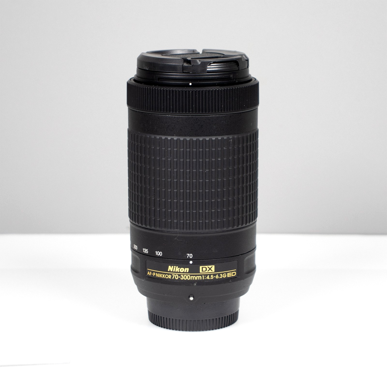 Nikon AF-P DX NIKKOR 70-300mm f/4.5-6.3G ED Telephoto Zoom Lens**VERY CLEAN**
