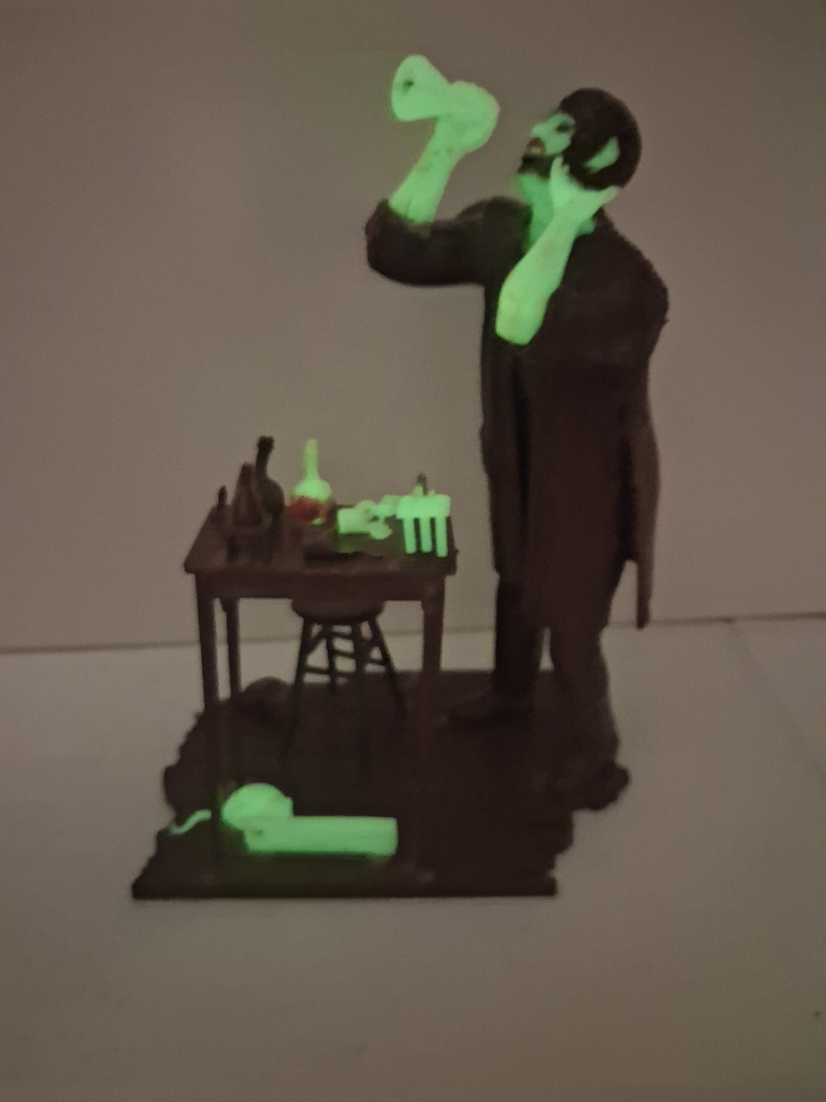 Vintage 1964 Aurora Dr Jekyll as Mr Hyde Monster Model Kit Built Up GLOWS