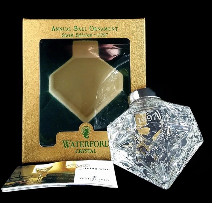 WATERFORD Crystal ANNUAL BALL ORNAMENT 1997 Christmas Holiday IN BOX WATERFORD Crystal ANNUAL BALL ORNAMENT 1997 Christmas Holiday IN BOX
