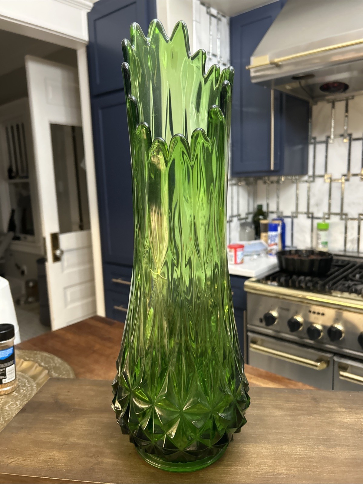 LE Smith Green Diamond Butt Swung Vase MCM Mid Century Modern Glass