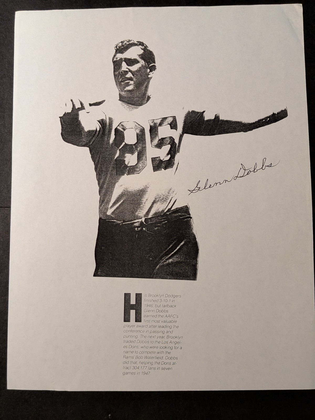 Glenn Dobbs (d. 2002) Signed 8.5 x 11 Photo - Brooklyn Dodgers, Tulsa, CHOF - B