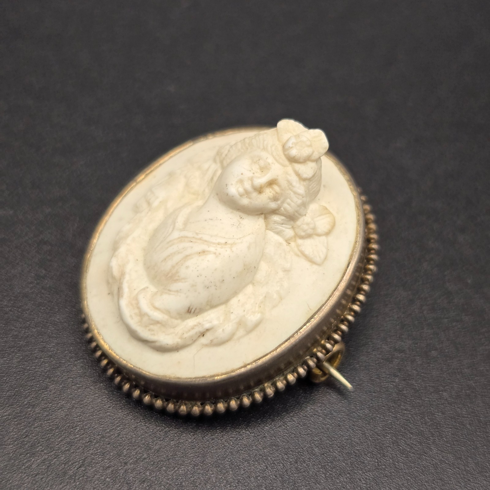 Antique Vict Victorian C-Clasp High Relief Lava Cameo Brooch Pin Beaded Silver F Antique Vict Victorian C-Clasp High Relief Lava Cameo Brooch Pin Beaded Silver F