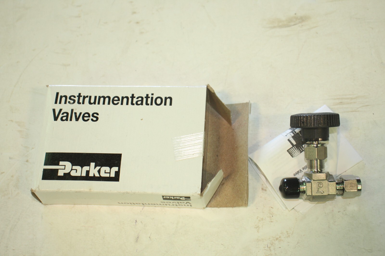 NEW Parker Instrumentation Needle Valve 4M4A-V4LN-SS Stainless Steel NEW Parker Instrumentation Needle Valve 4M4A-V4LN-SS Stainless Steel