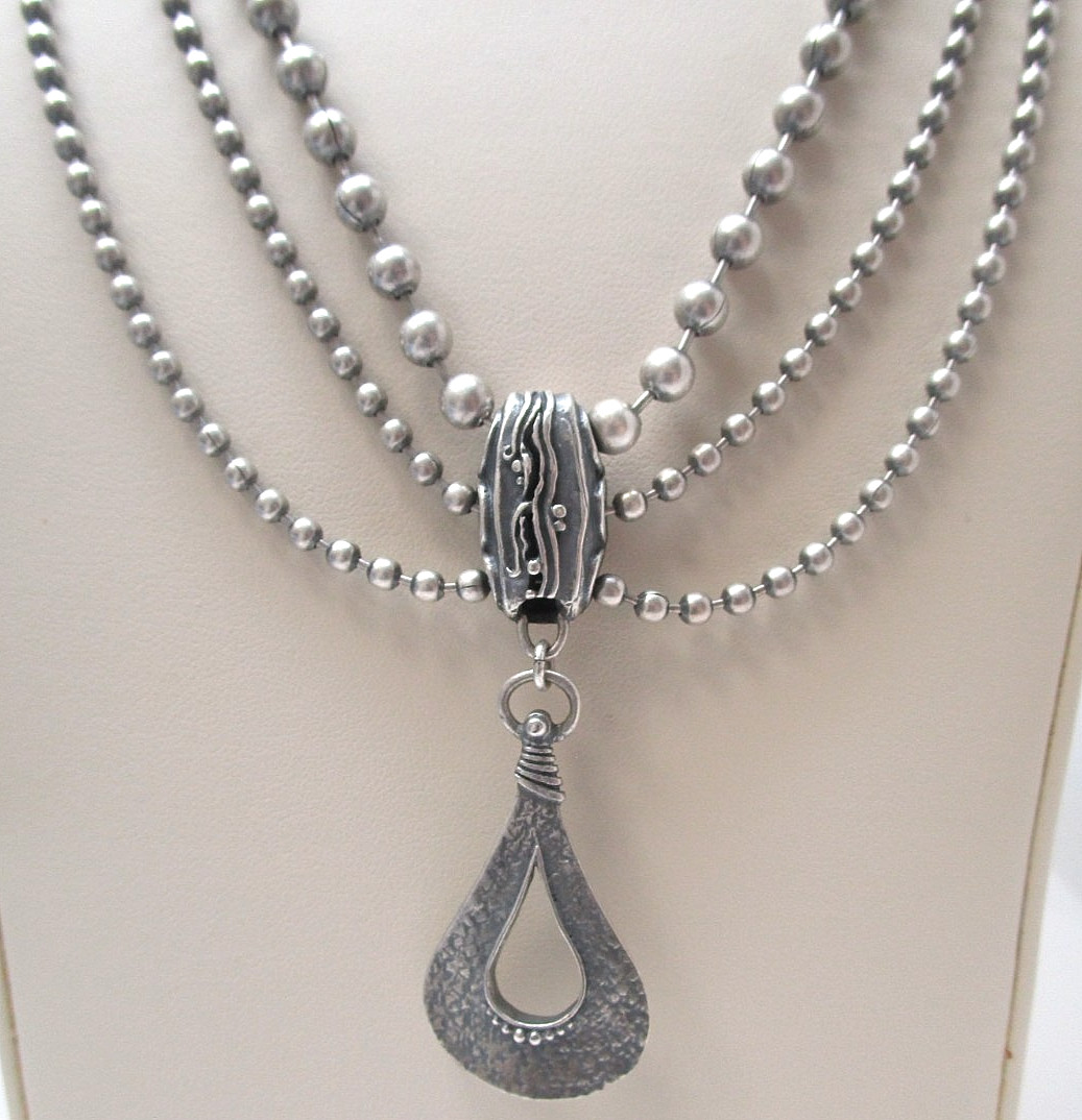 Silpada Full Sterling Silver Beaded Necklace with Raindrop Pendant