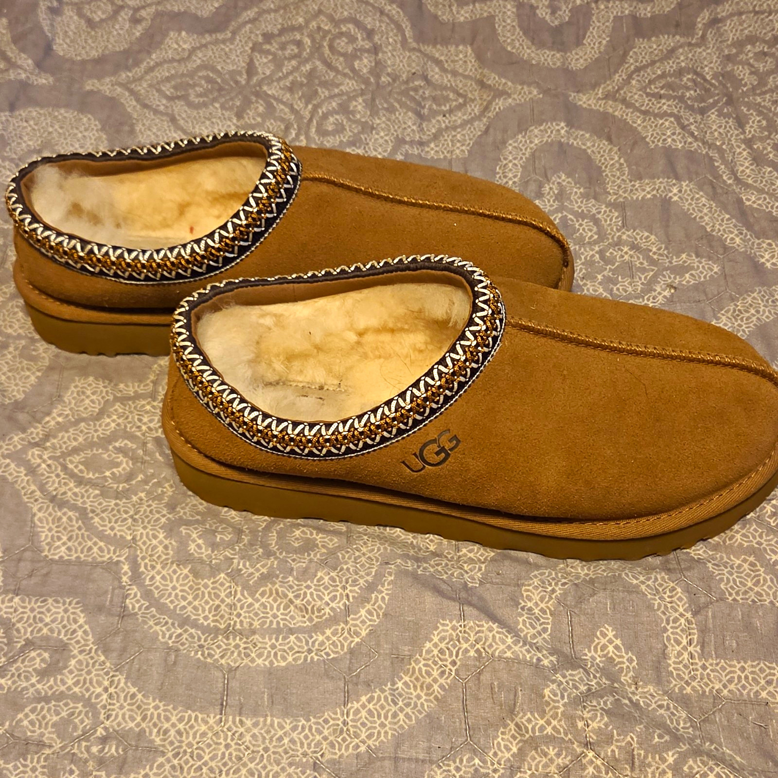 UGG Tasman Women\'s Brown Suede Slip-On Lined Slippers Rubber Sole Size 7 UGG Tasman Women\'s Brown Suede Slip-On Lined Slippers Rubber Sole Size 7
