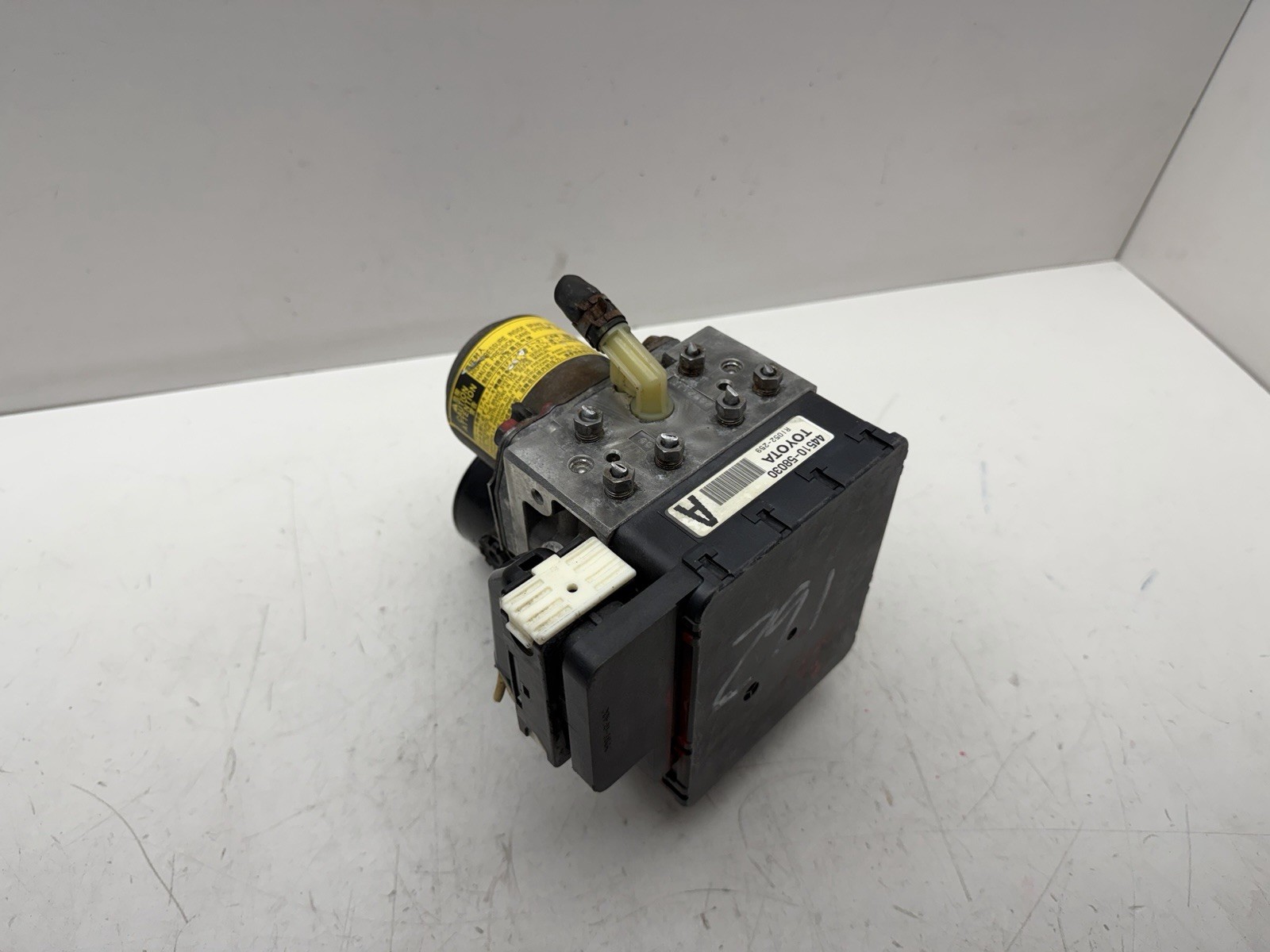 2007-11 Toyota Camry Altima Hybrid ABS Anti Lock Brake Pump Module 44510-58030