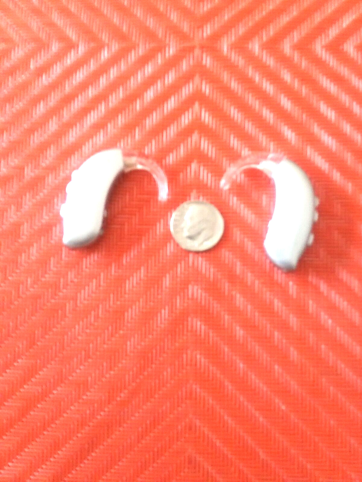 PAIR PROGRAMMABLE BEHIND THE EAR DIGITAL HEARING AID PROFOUND hearing loss PAIR PROGRAMMABLE BEHIND THE EAR DIGITAL HEARING AID PROFOUND hearing loss