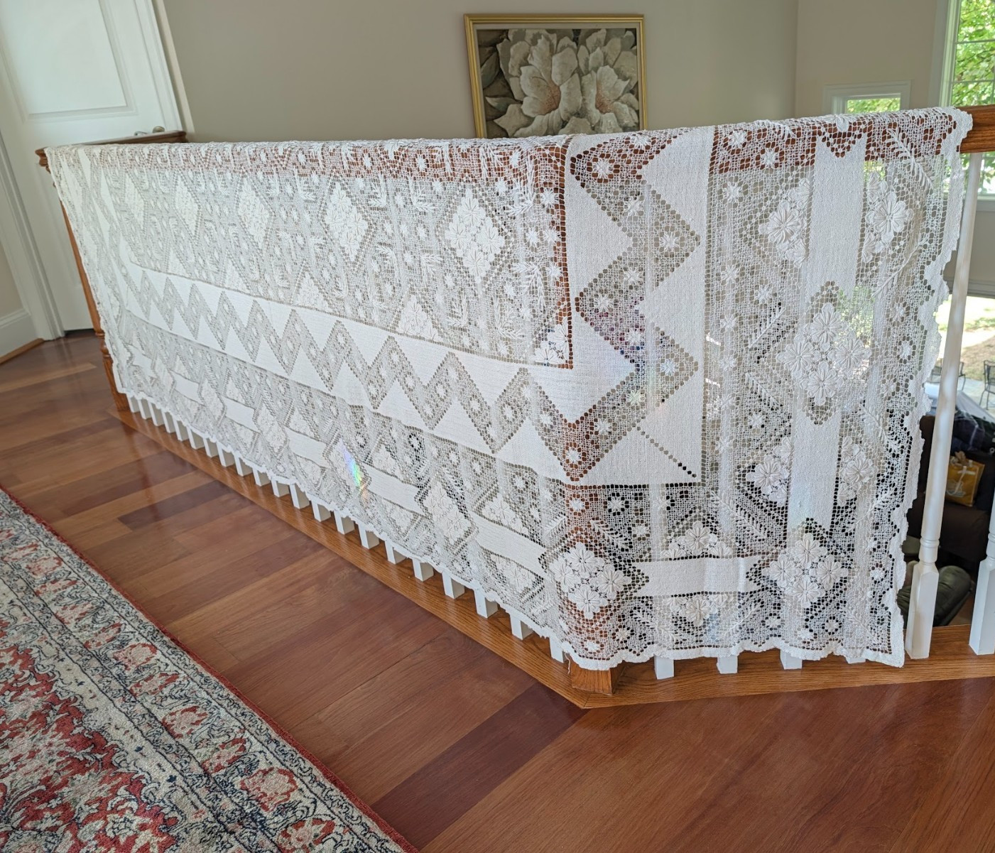 Vintage 100% Handmade Lace Tablecloth 86x118