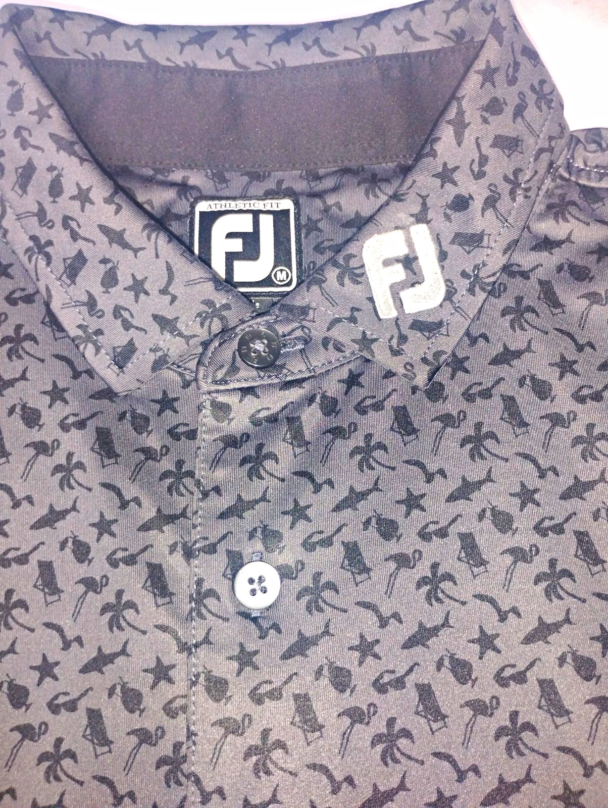 FootJoy FJ Athletic Fit Men\'s Golf Polo Gray/Black Graphic Print Short Sleeve M FootJoy FJ Athletic Fit Men\'s Golf Polo Gray/Black Graphic Print Short Sleeve M