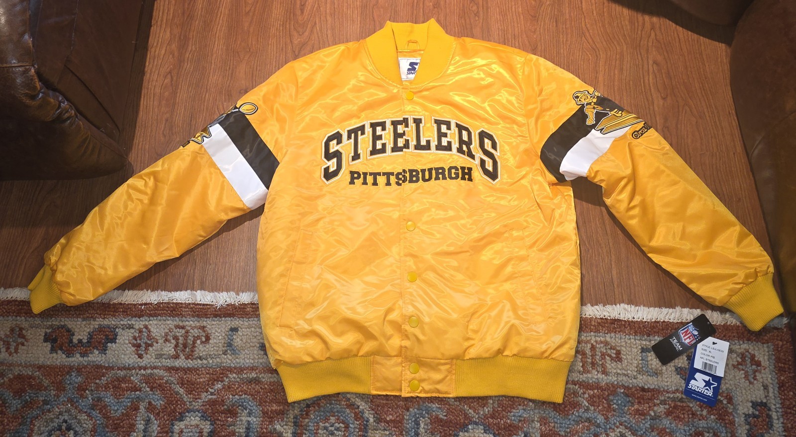 RARE NWT Starter Pittsburgh Steelers Yellow Gold Satin Bomber Jacket XL Snap Up RARE NWT Starter Pittsburgh Steelers Yellow Gold Satin Bomber Jacket XL Snap Up