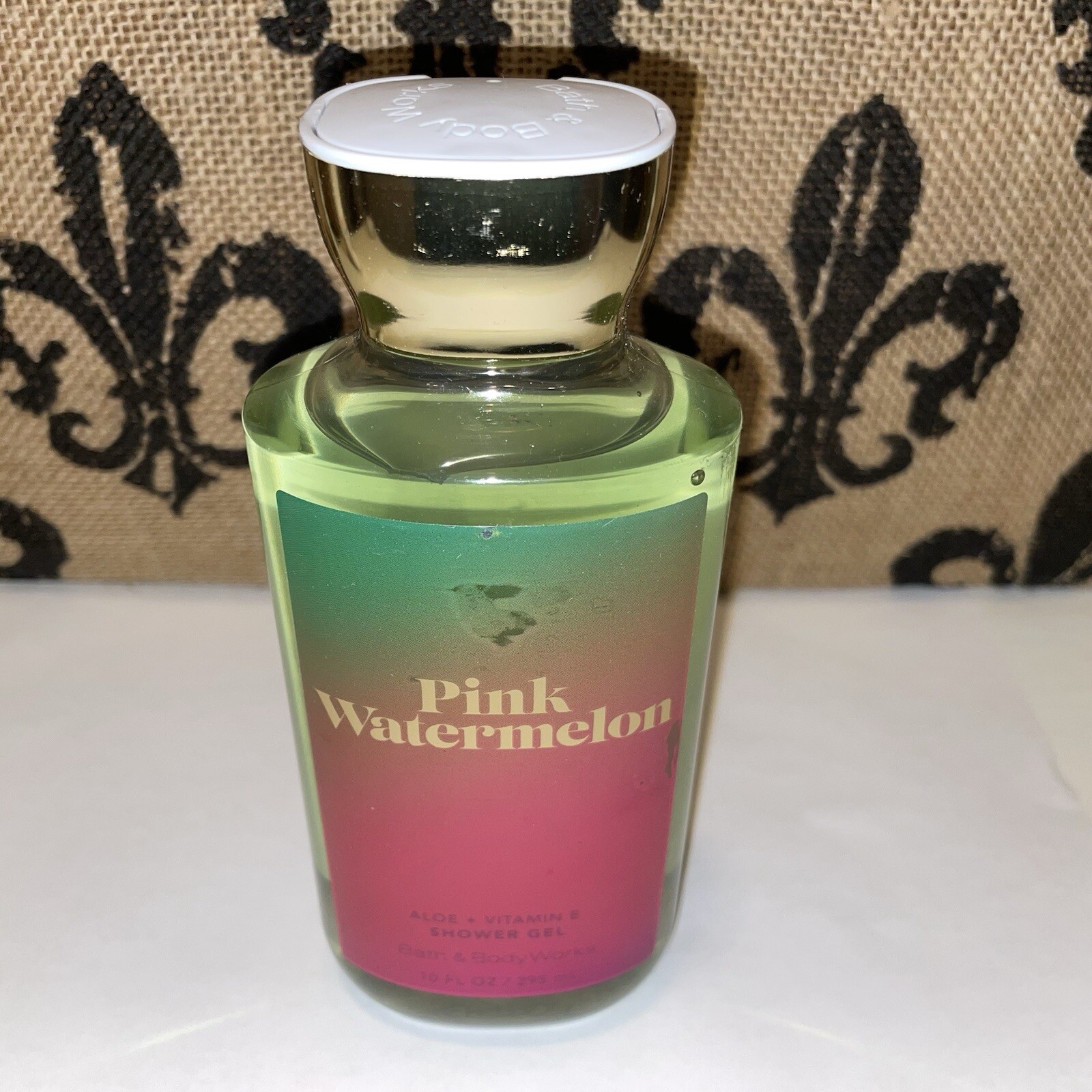Bath & Body Works Pink Watermelon Aloe + Vitamin E Shower Gel 10 FL OZ NEW Bath & Body Works Pink Watermelon Aloe + Vitamin E Shower Gel 10 FL OZ NEW