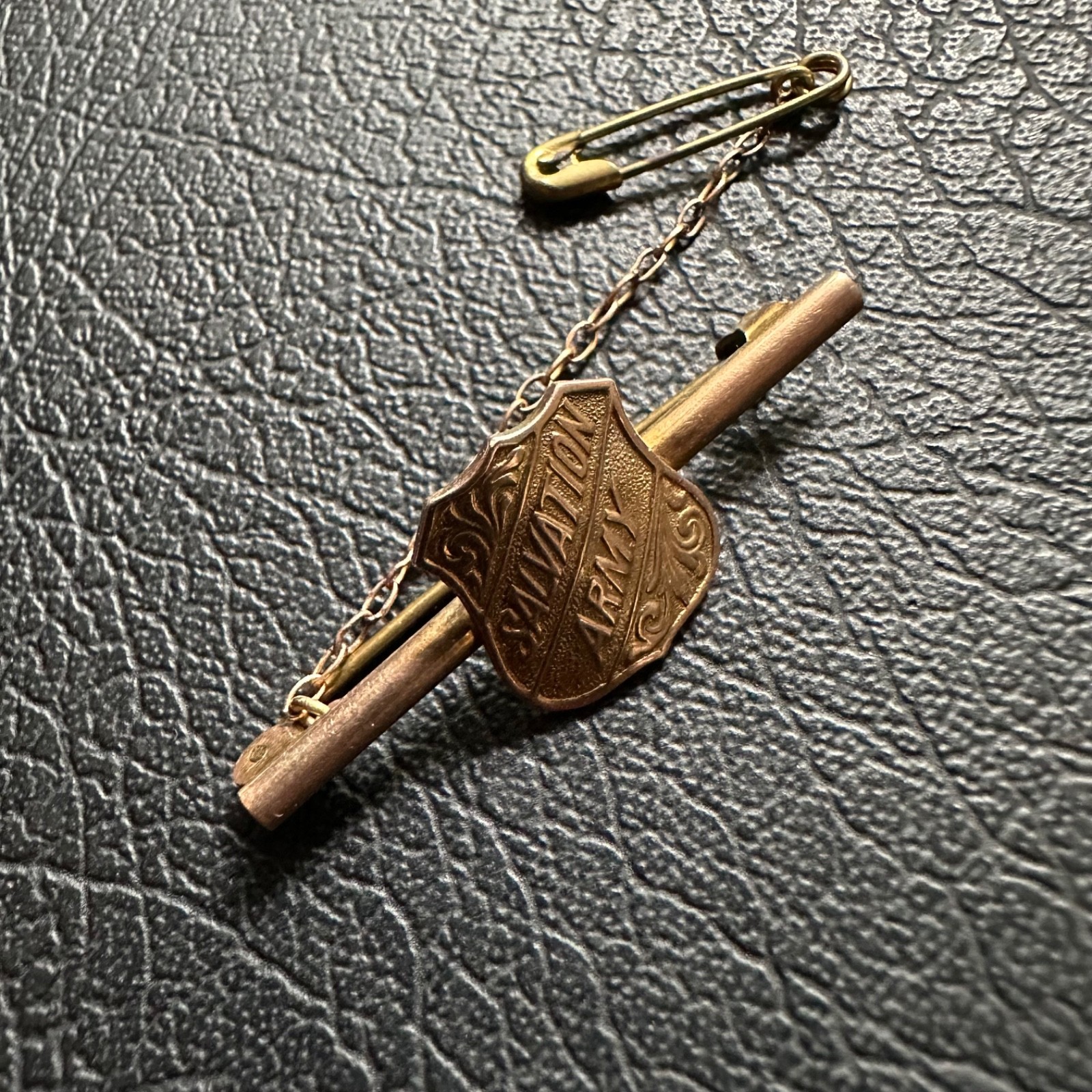 Rare Vintage Antique Salvation Army 9ct carat 375 gold shield pin bar brooch Rare Vintage Antique Salvation Army 9ct carat 375 gold shield pin bar brooch