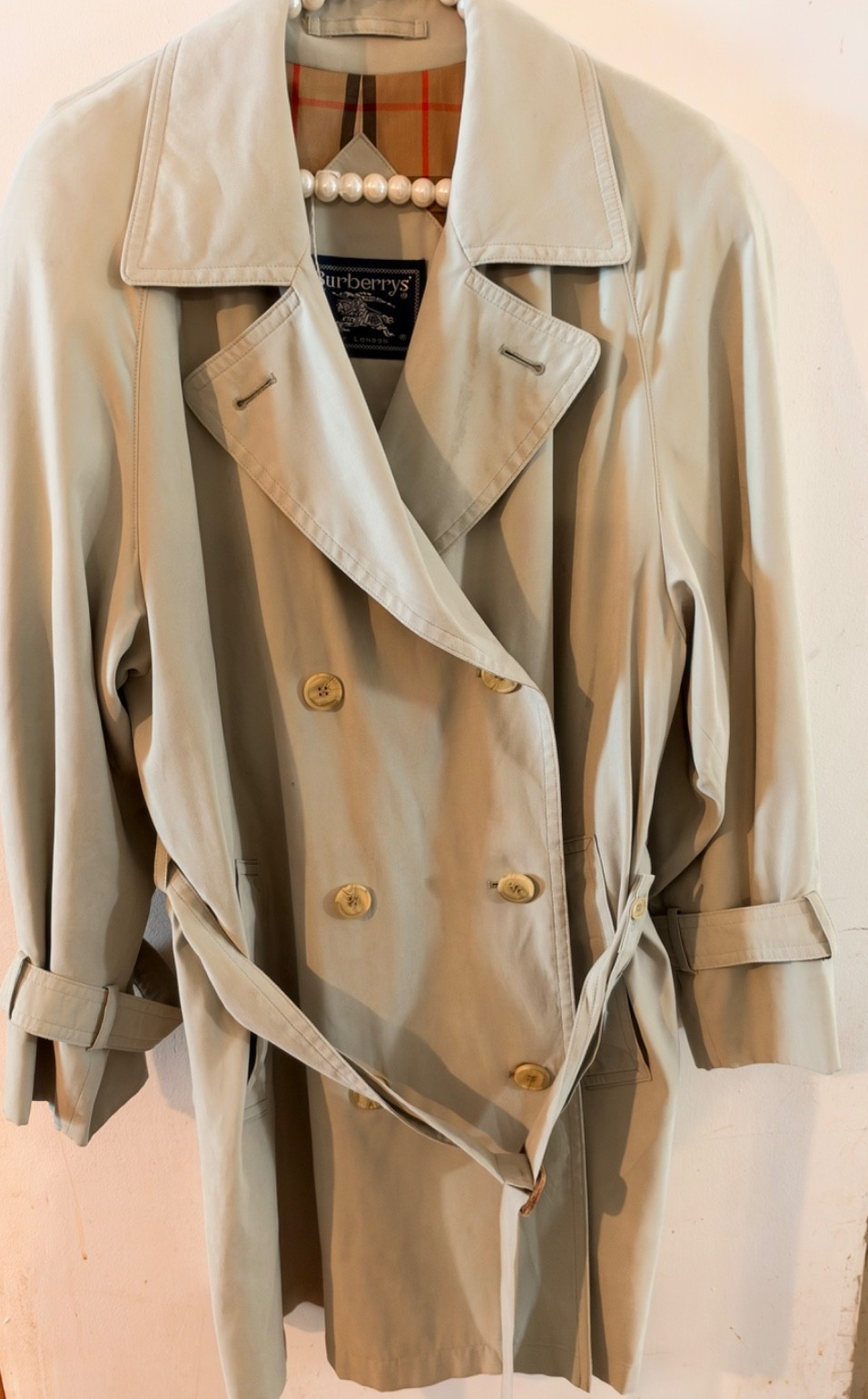 Rare Vintage Burberry London Bespoke, 80s/90s Beige Mid Length Trench Coat Rare Vintage Burberry London Bespoke, 80s/90s Beige Mid Length Trench Coat