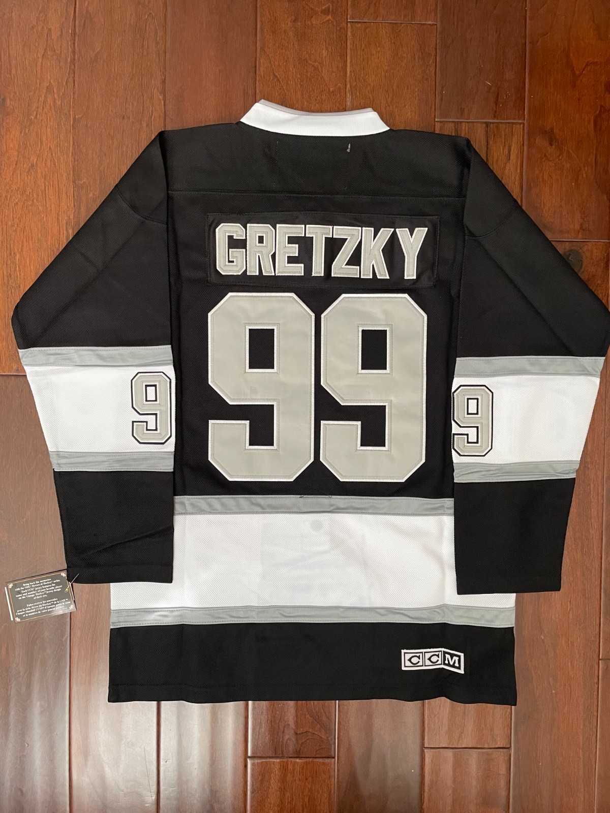 Vintage Wayne Gretzky jersey LA Kings Stanley-cup Men's size black men's size Vintage Wayne Gretzky jersey LA Kings Stanley-cup Men's size black men's size