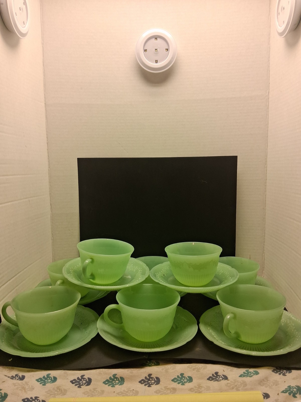 Lot of 8 Vintage Fire King Jadeite Alice Pattern Tea Cups and Saucers