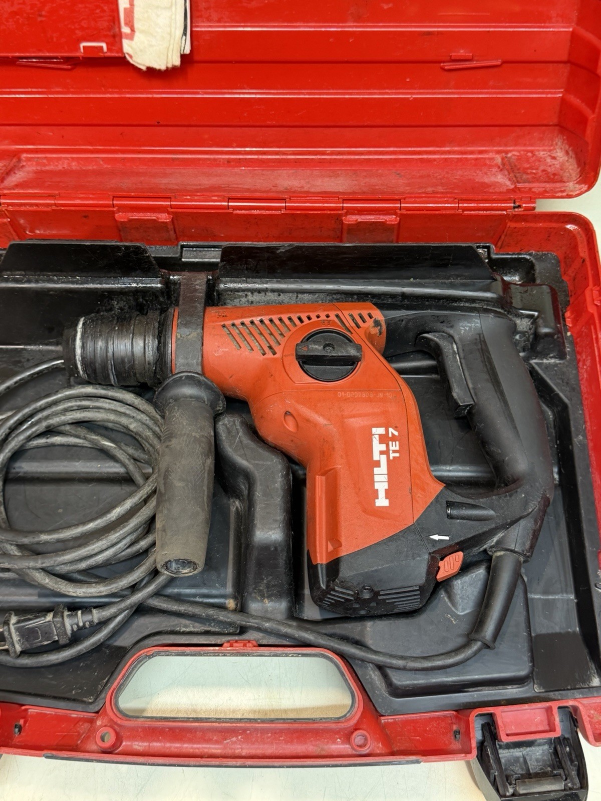 Hilti TE 7 Hammer Drill SDS Rotary Hammer 120V, 6.3A, 60Hz