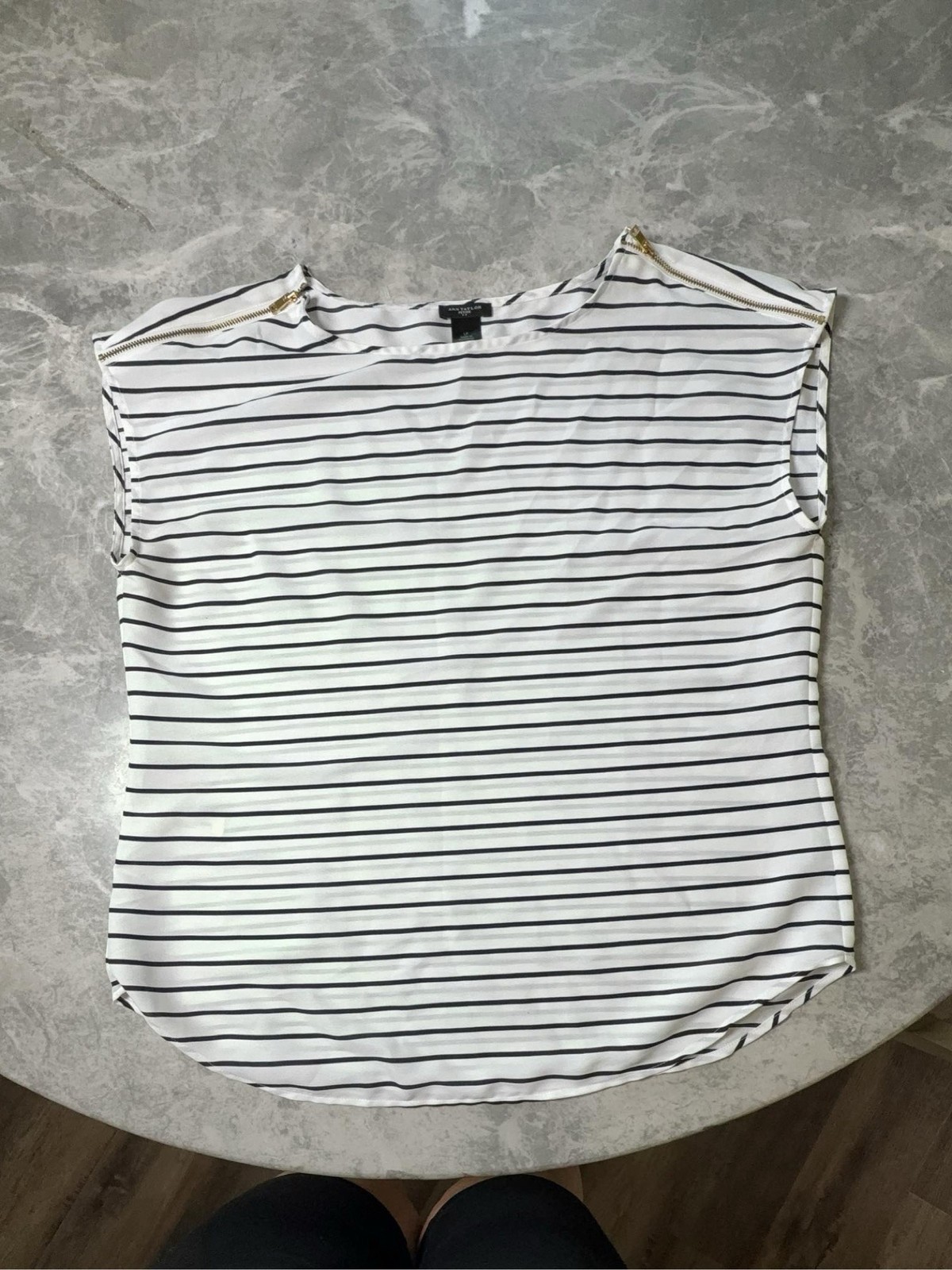 Ann Taylor white top Ann Taylor white top