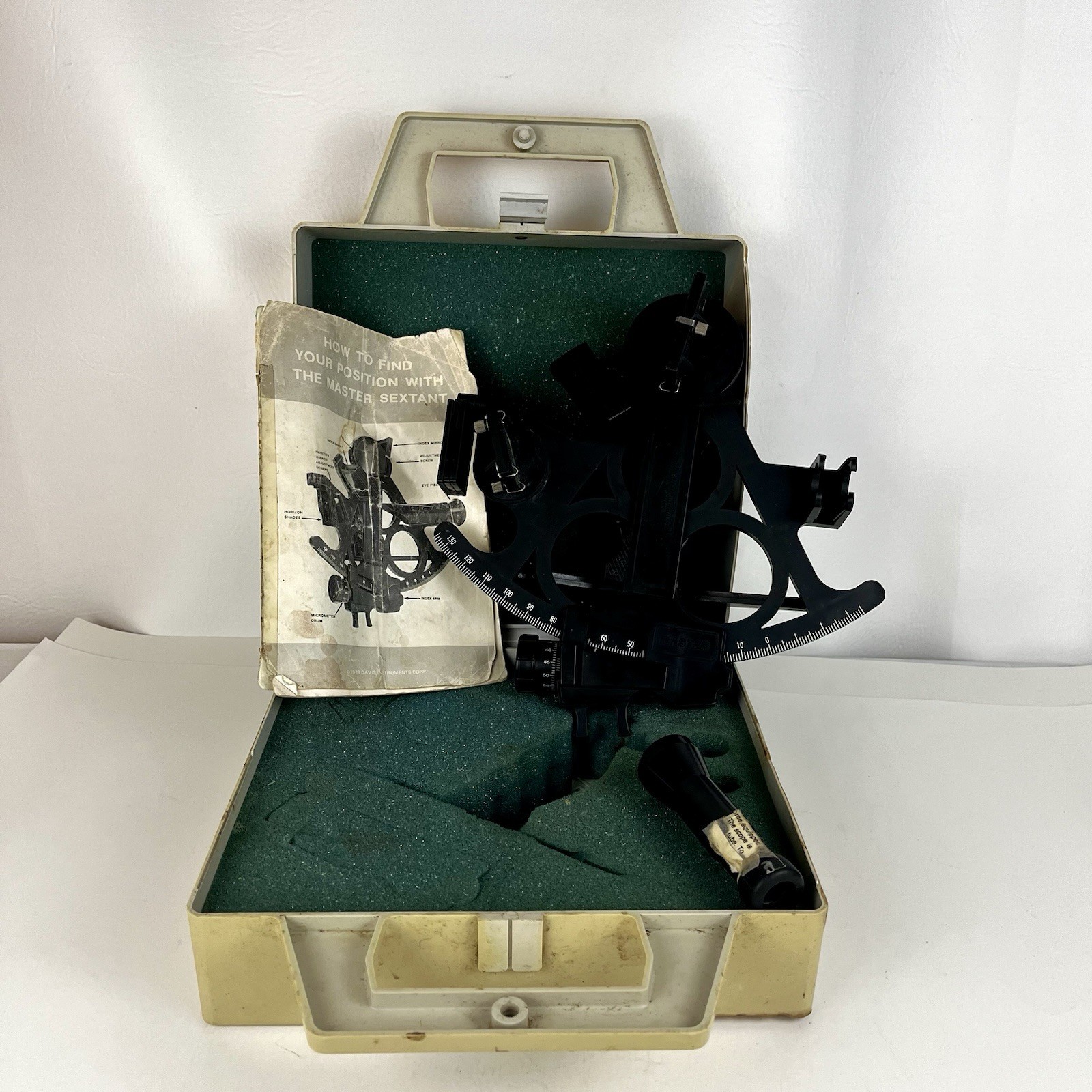 Vintage Davis Instruments Mark 15 Master Sextant Original Case & Manual 1978 Vintage Davis Instruments Mark 15 Master Sextant Original Case & Manual 1978