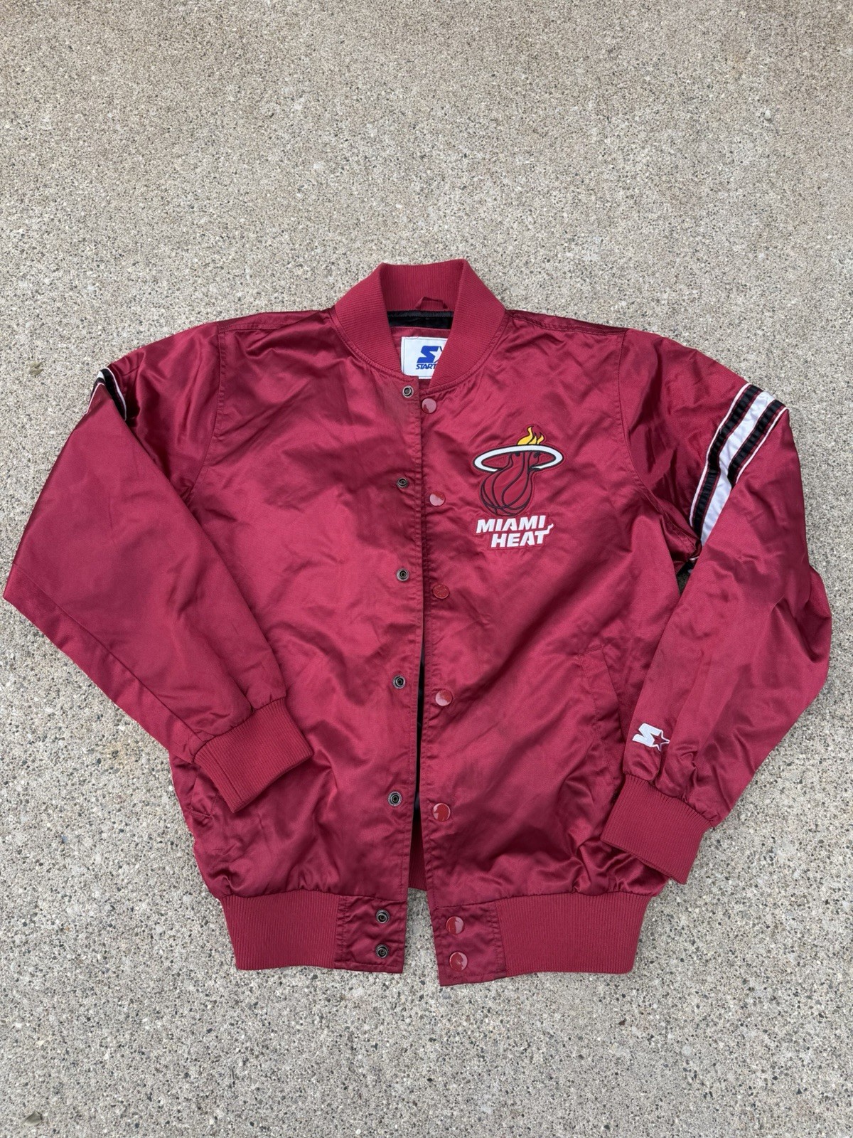 Vintage Starter Miami Heat NBA Satin Bomber Red Jacket Size M Vintage Starter Miami Heat NBA Satin Bomber Red Jacket Size M