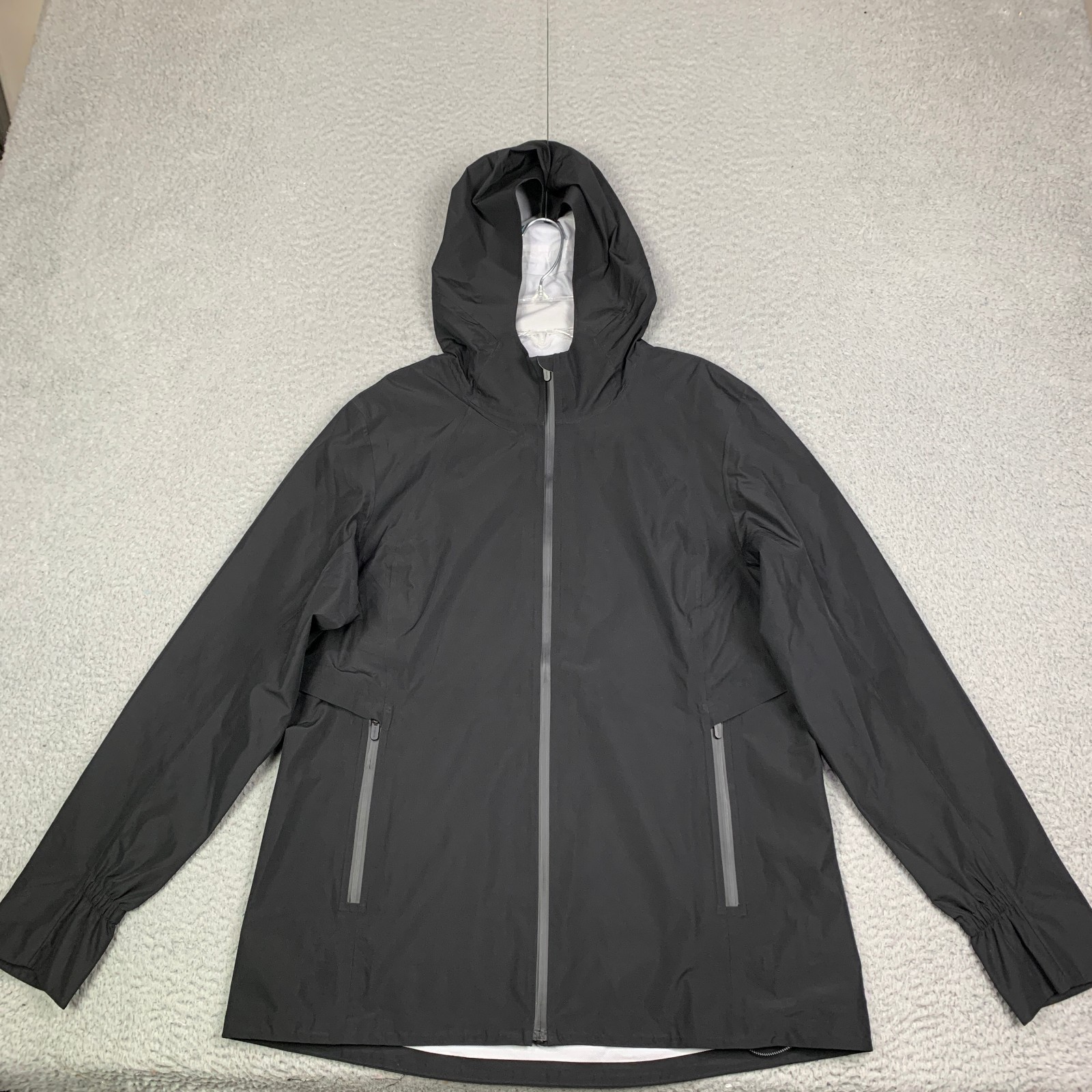 Athleta RainOut Traverse Jacket Womens Medium Black Rain Coat #413450 EUC