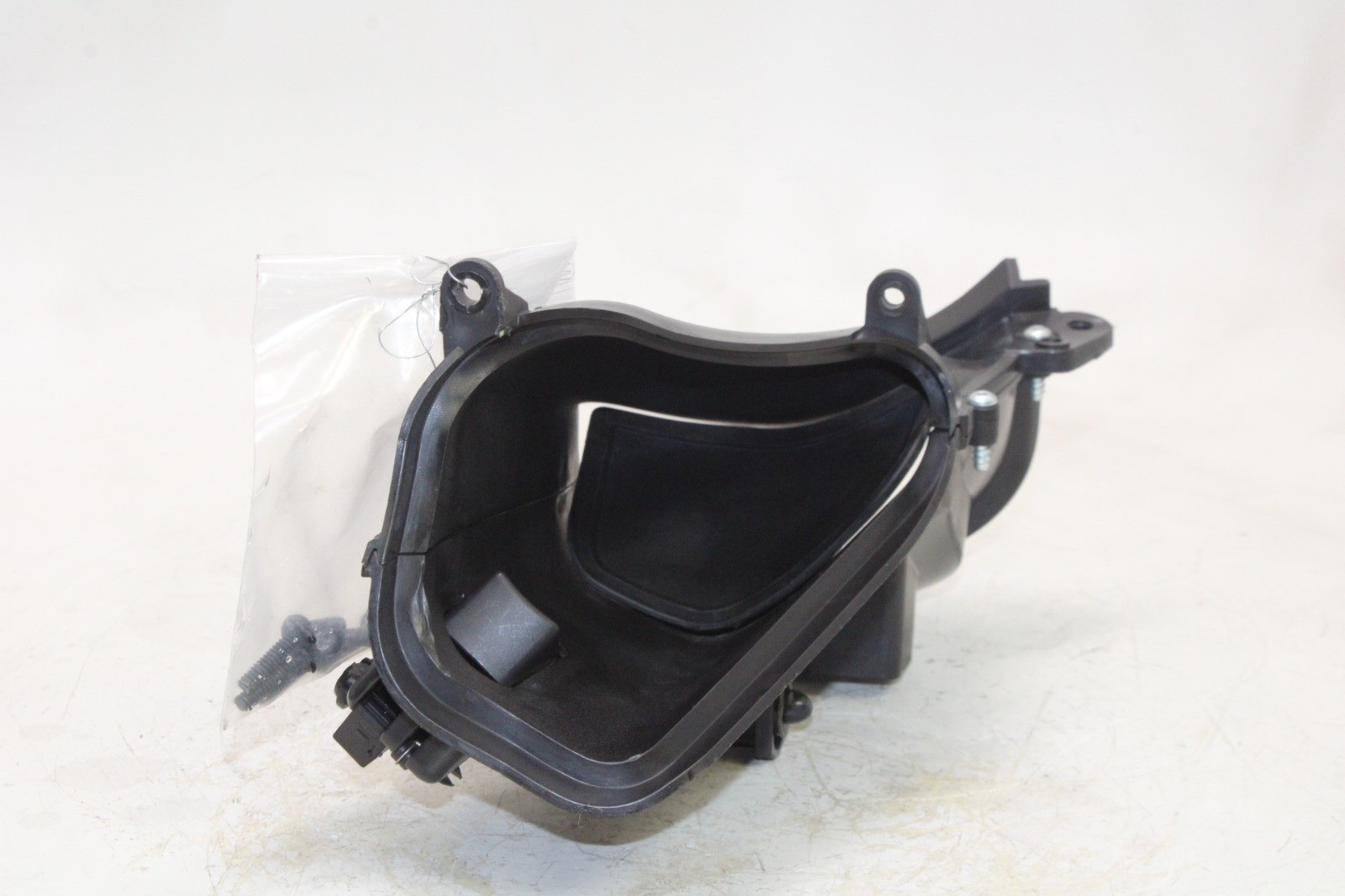2015 HARLEY-DAVIDSON ROAD GLIDE SPECIAL FLTRXS OEM LEFT AIR DUCT TUBE