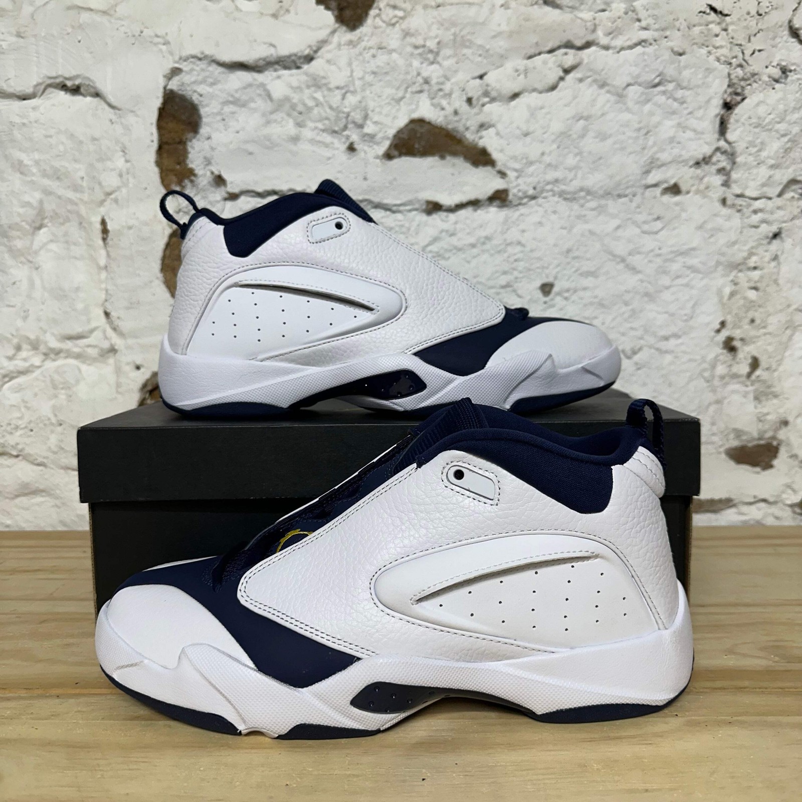 Jordan Jumpman Quick 23 Men\'s Size 9 BRAND NEW Sneakers AH8109-104 Jordan Jumpman Quick 23 Men\'s Size 9 BRAND NEW Sneakers AH8109-104