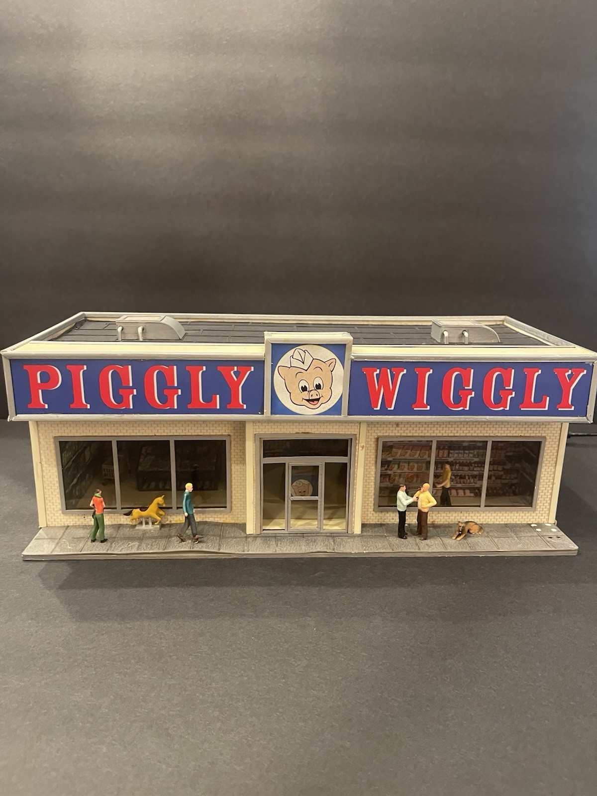 Menards O Scale Piggly Wiggly Grocery Store Lighted Train Building TESTED