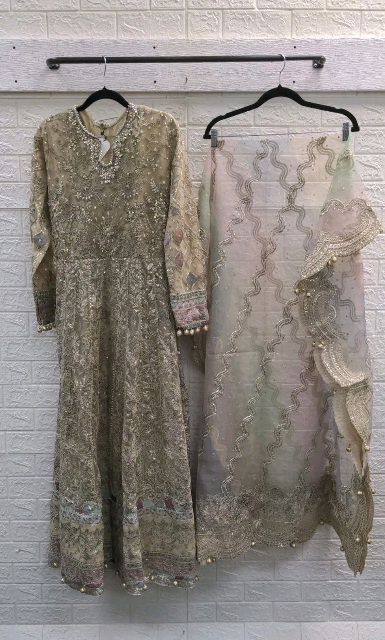 New BAROQUE Embroidered Chiffon Pakistani Wedding Dress Sz Custom Size New BAROQUE Embroidered Chiffon Pakistani Wedding Dress Sz Custom Size