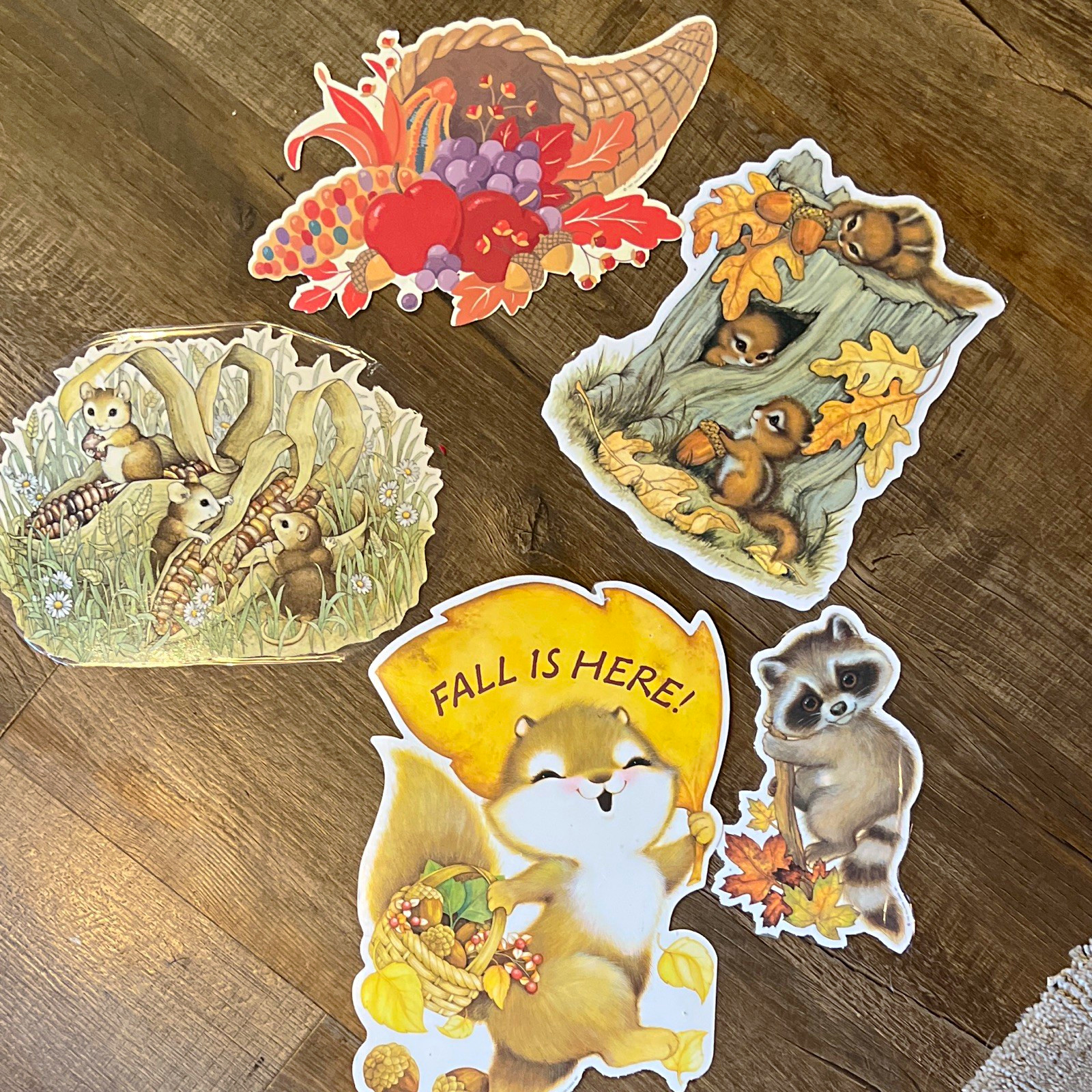 Vintage 1982 Hallmark Autumn Fall Animal cardstock cutouts