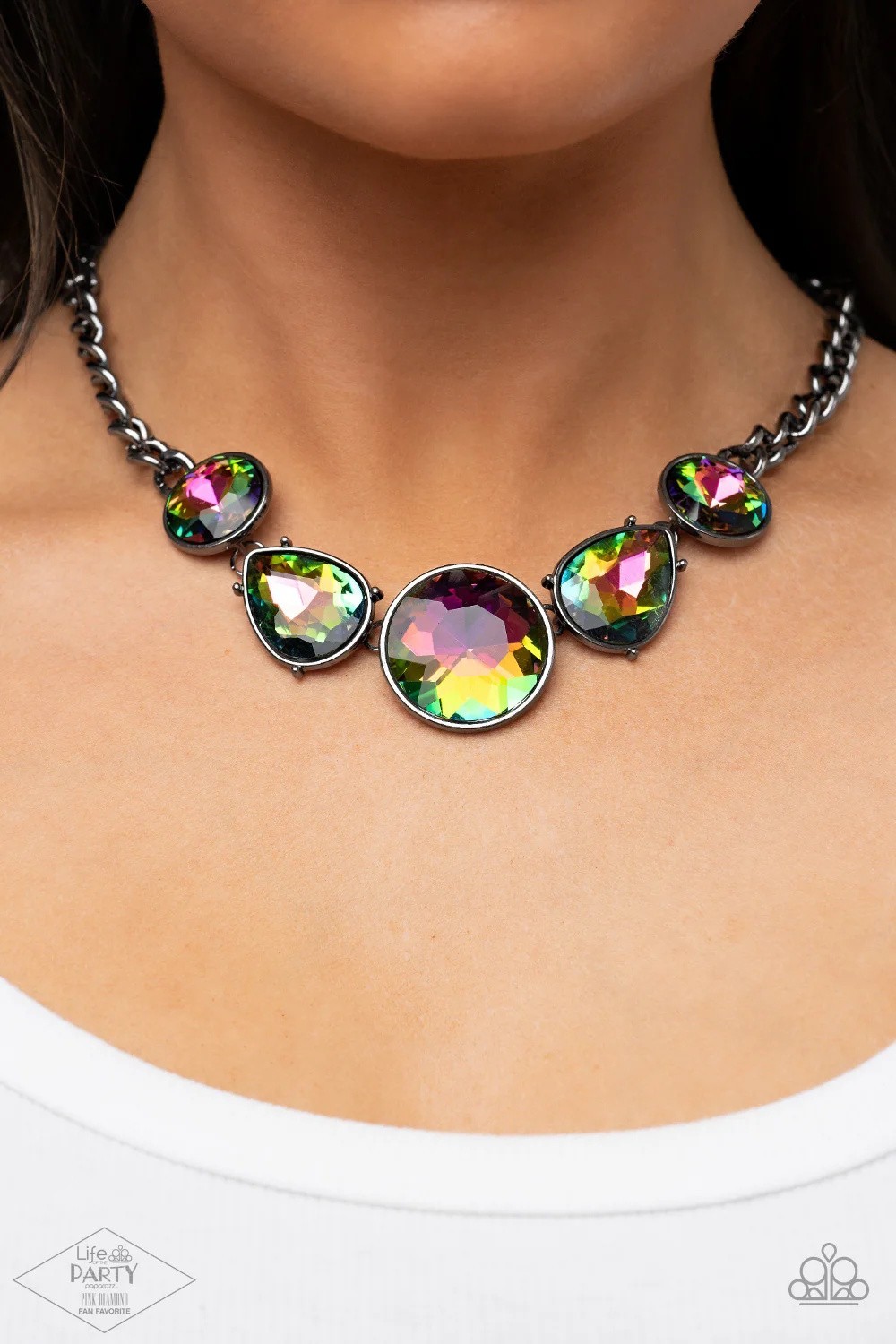 Paparazzi Jewelry - All The Worlds My Stage - Oil Spill Necklace - Vintage Paparazzi Jewelry - All The Worlds My Stage - Oil Spill Necklace - Vintage