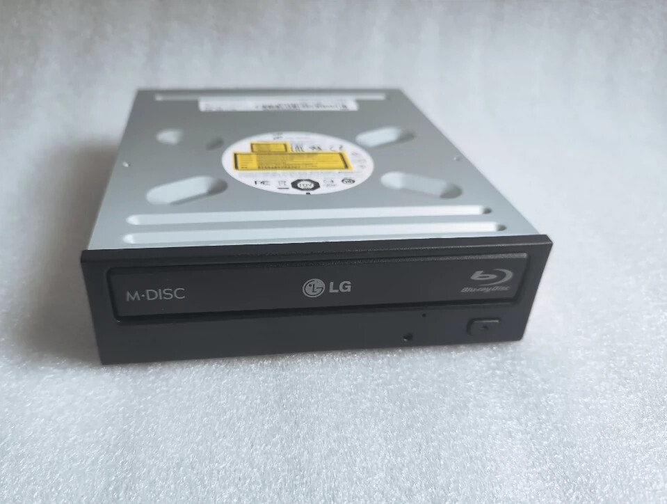 Hitachi-LG Blu-ray Disc Rewriter BH16NS58 drive burner