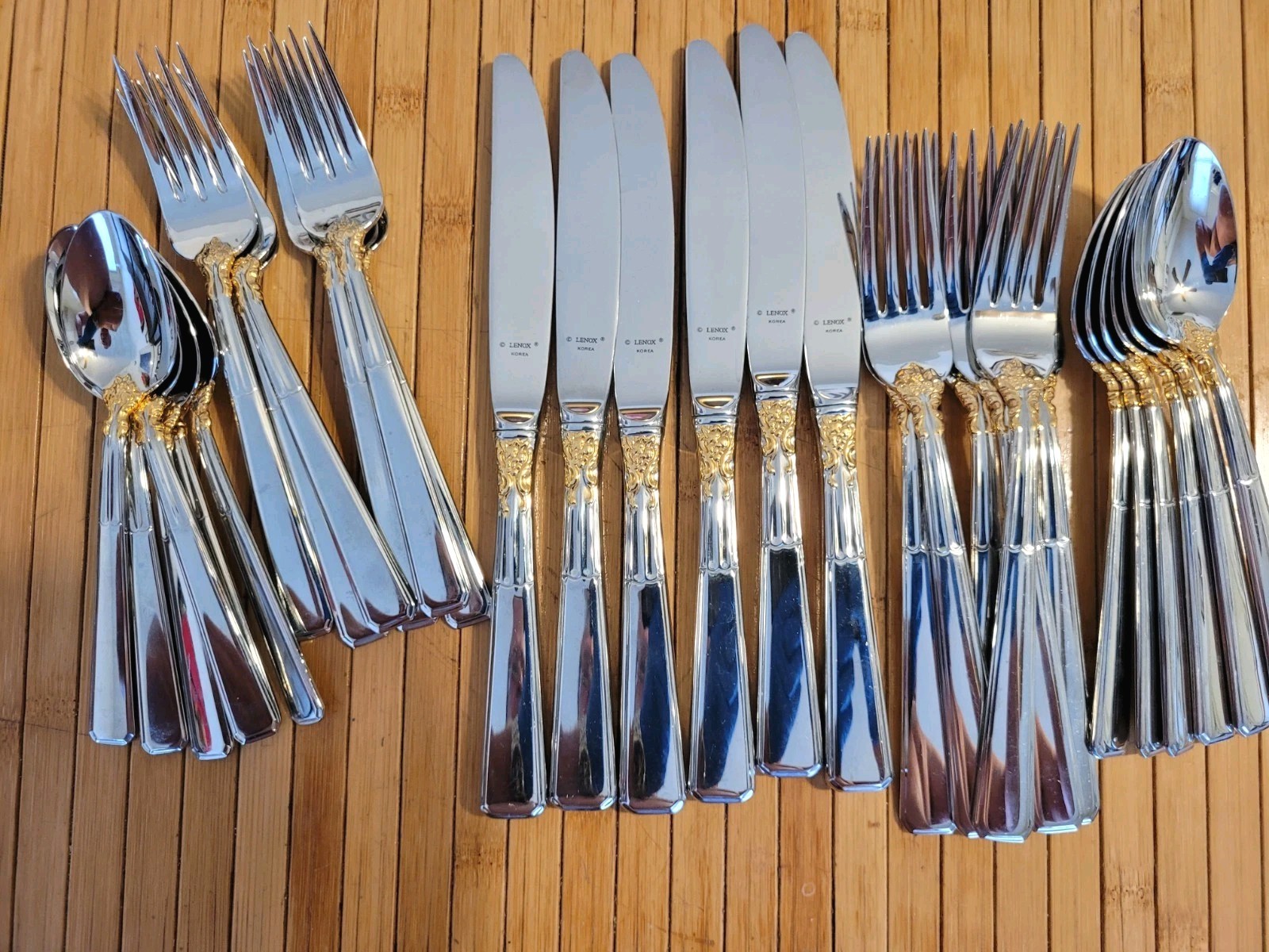 LENOX AUTUMN GOLD 18/8 Korea 30 Pieces Stainless/Gold Accent Flatware Set For 6. LENOX AUTUMN GOLD 18/8 Korea 30 Pieces Stainless/Gold Accent Flatware Set For 6.
