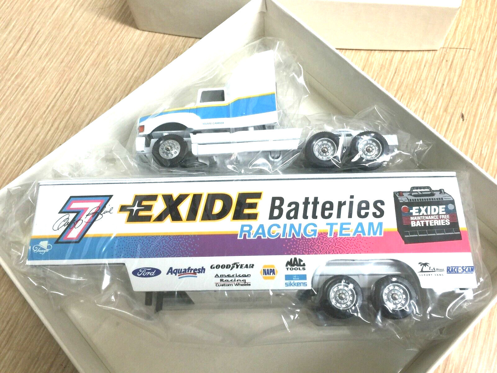 Vintage Team Hauler Geoff Geoffrey Bodine #7 EXIDE NASCAR Ford Diecast Winross Vintage Team Hauler Geoff Geoffrey Bodine #7 EXIDE NASCAR Ford Diecast Winross