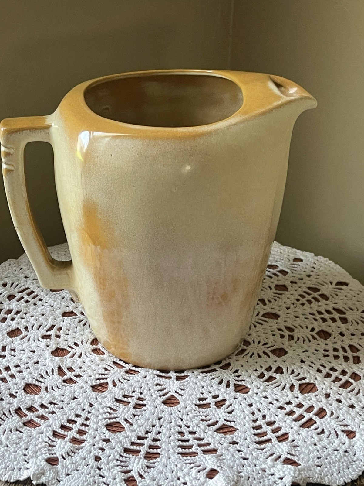 FRANKOMA Pottery 5D Plainsman Prairie Gold Pitcher w/Ice Lip Jug 96oz READ