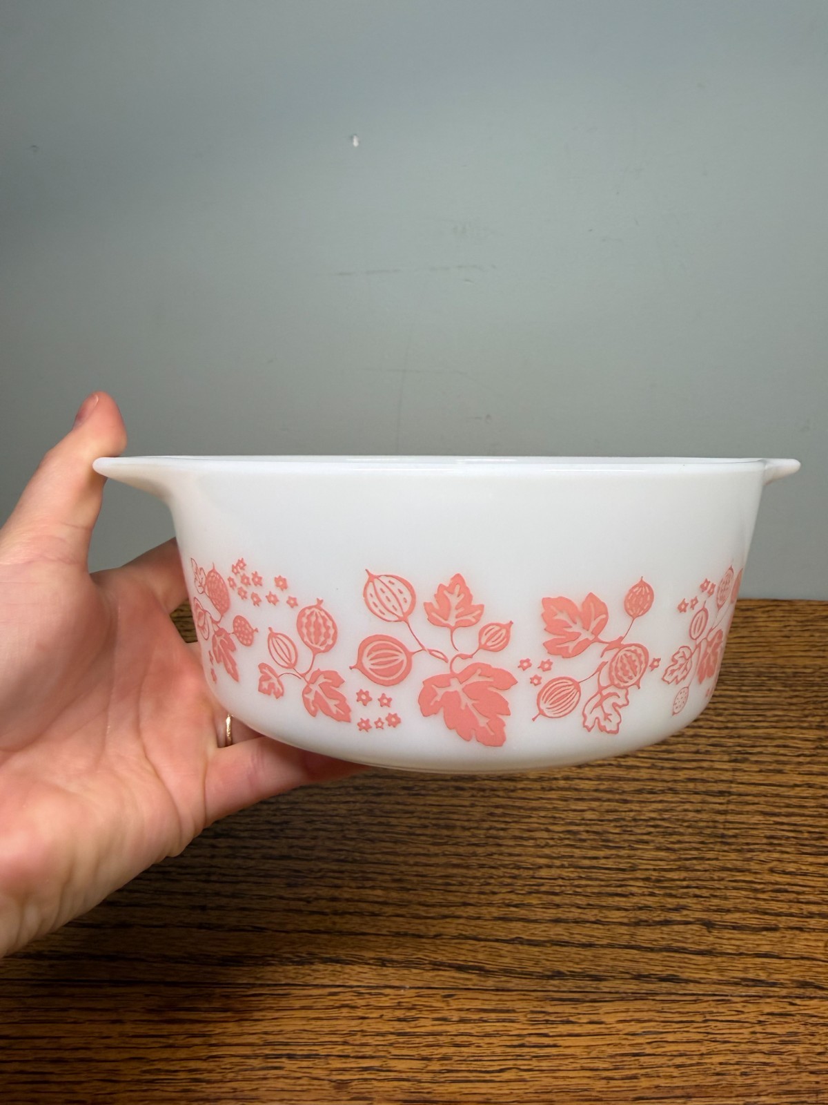 Vintage Pyrex Pink Gooseberry Cinderella Casserole 474-B 1.5 Qt No Lid USA