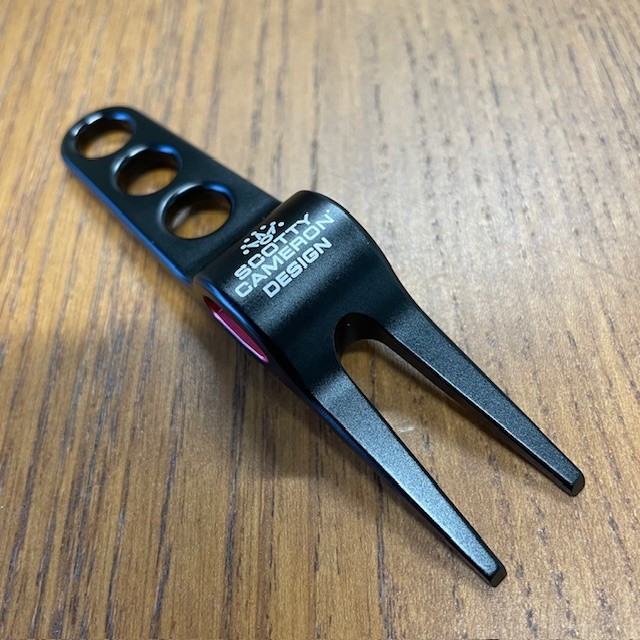 Updated Design New Scotty Cameron Authentic Titleist DIVOT PIVOT  TOOL - BLACK
