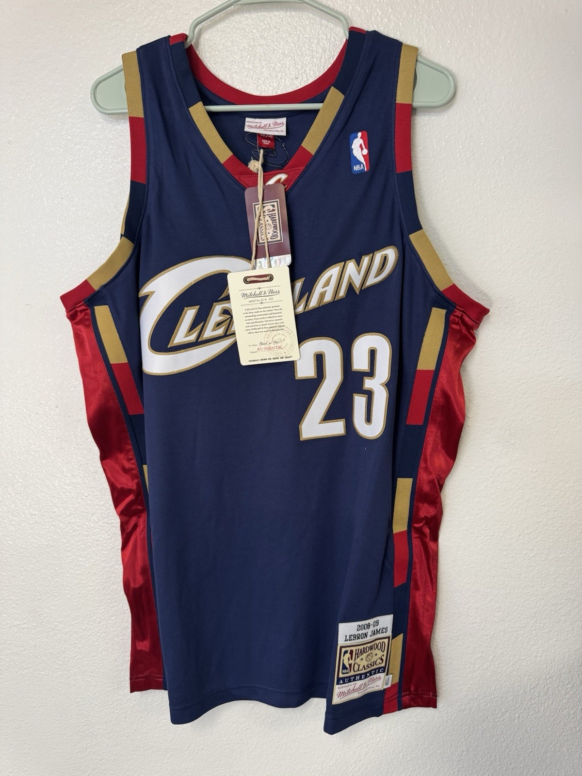Mitchell &Ness NBA Cleveland Cavaliers 2008-09 Lebron James Authentic Jersey XL